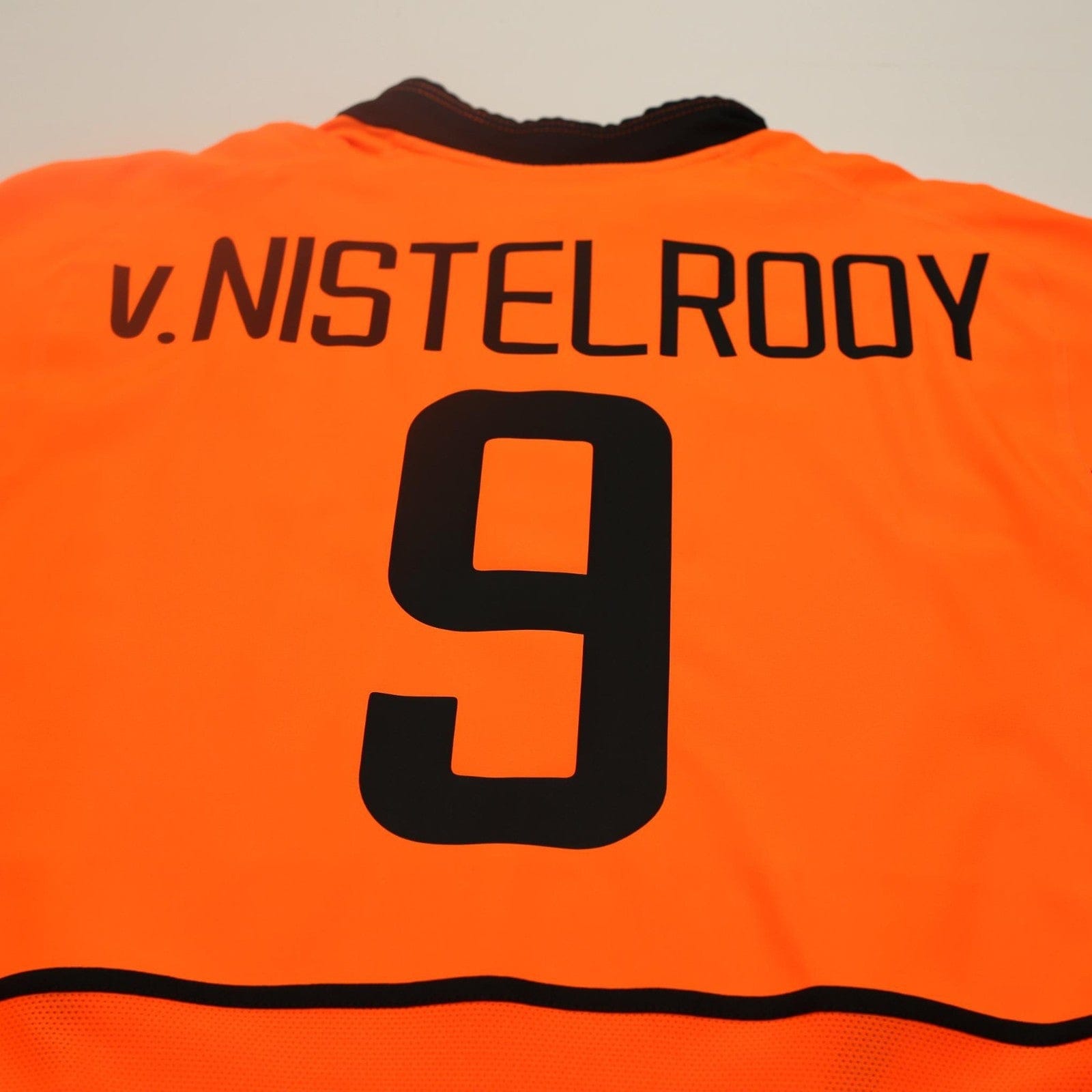 2002/04 Van Nistelrooy #9 Holland Vintage Nike Home Football Shirt (L)