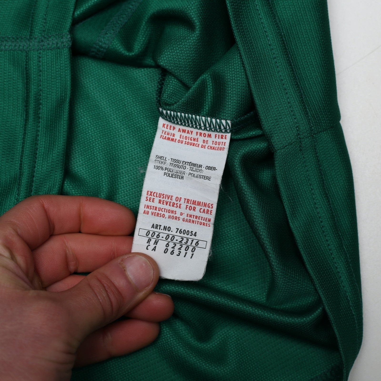 2002 Eto'o #9 Cameroon Vintage PUMA Football Shirt Vest (M) World Cup