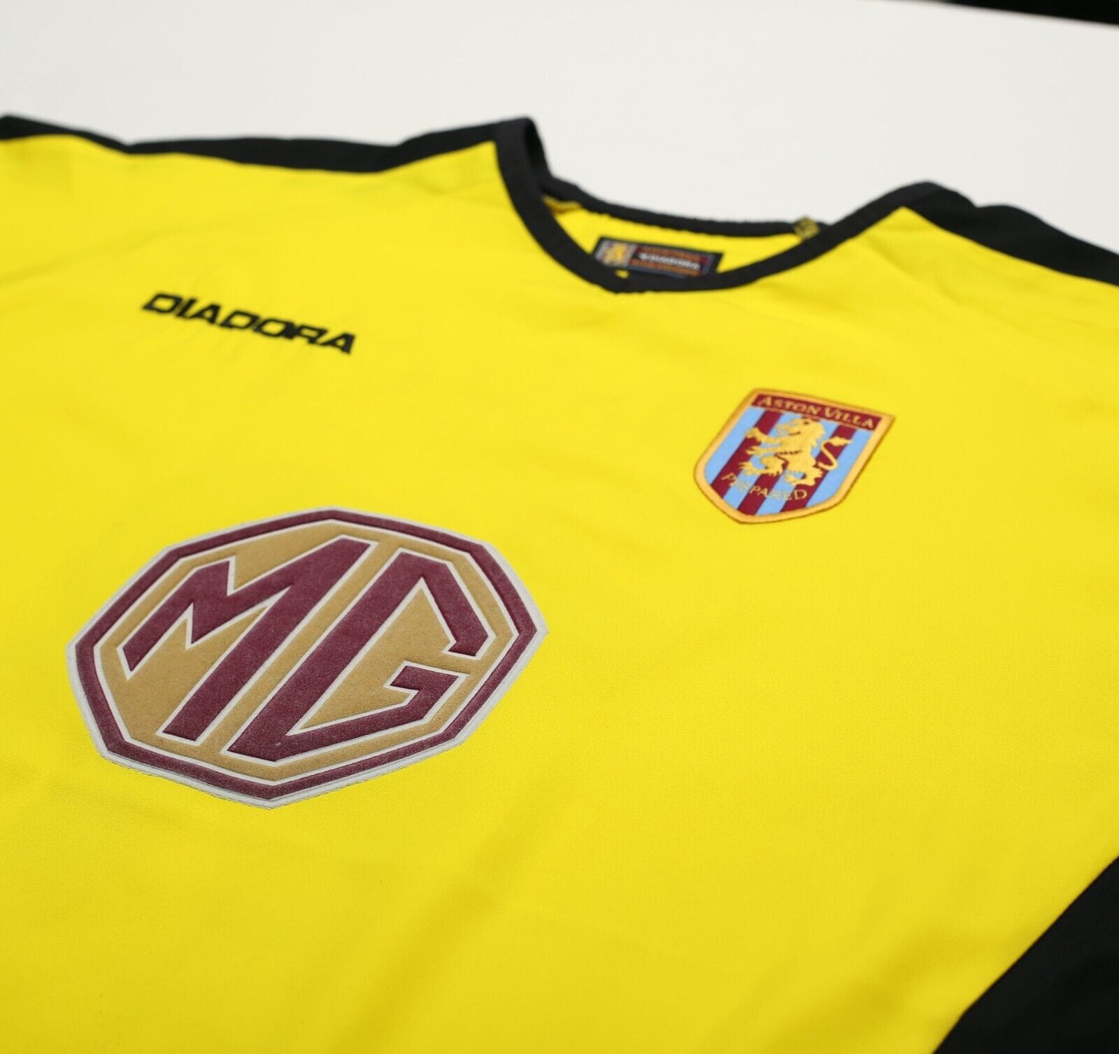 2003/04 ANGEL #18 Aston Villa Vintage Diadora Away Football Shirt (L)