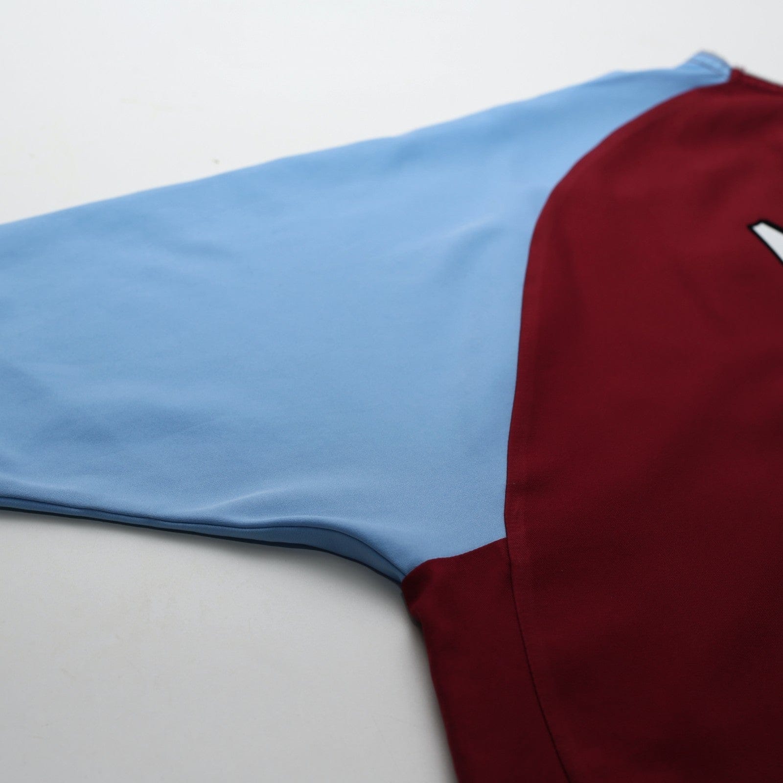 2003/04 Angel #18 Aston Villa Vintage Diadora Home Football Shirt (S/M)