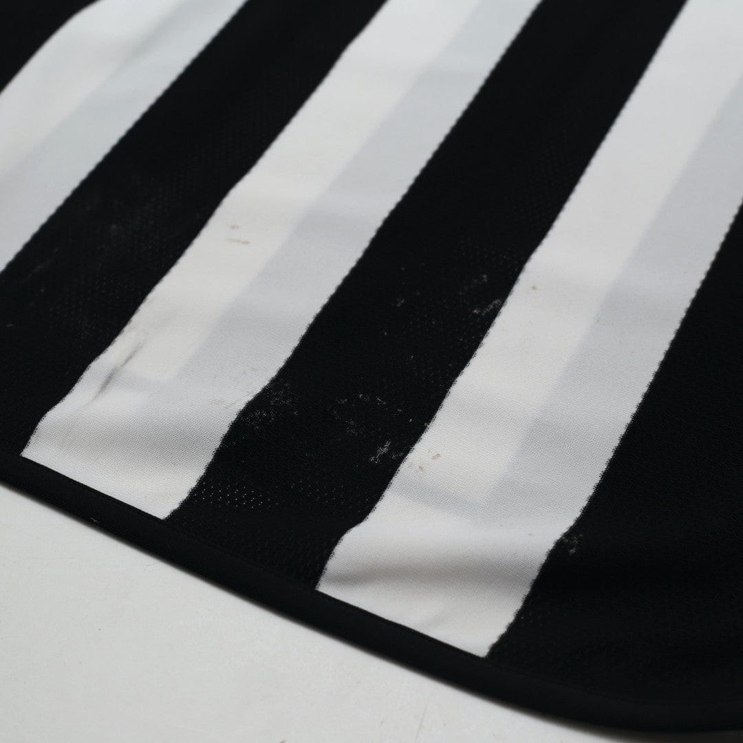 2003/04 Bellamy #10 Newcastle United Vintage adidas Home Football Shirt (XXL)