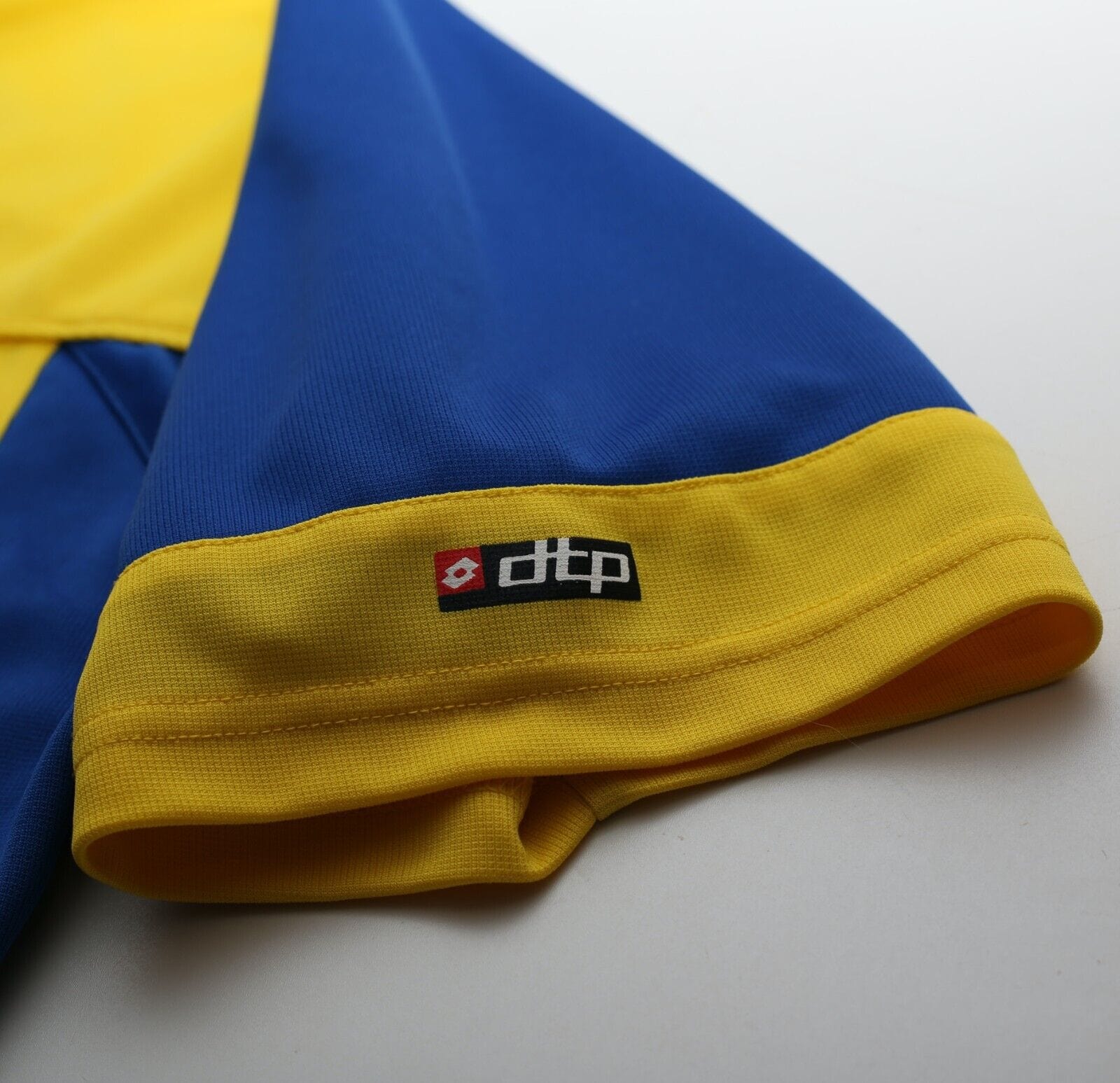 2003/04 COLOMBIA Vintage Lotto Home Football Shirt (L)