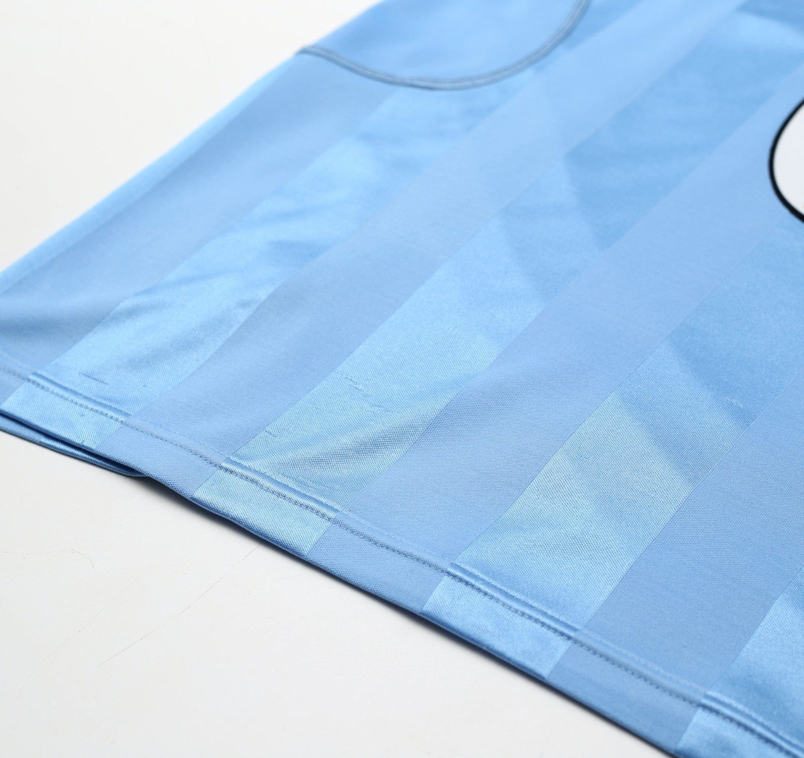 2003/04 FOWLER #8 Manchester City Vintage Reebok Home Football Shirt (S)