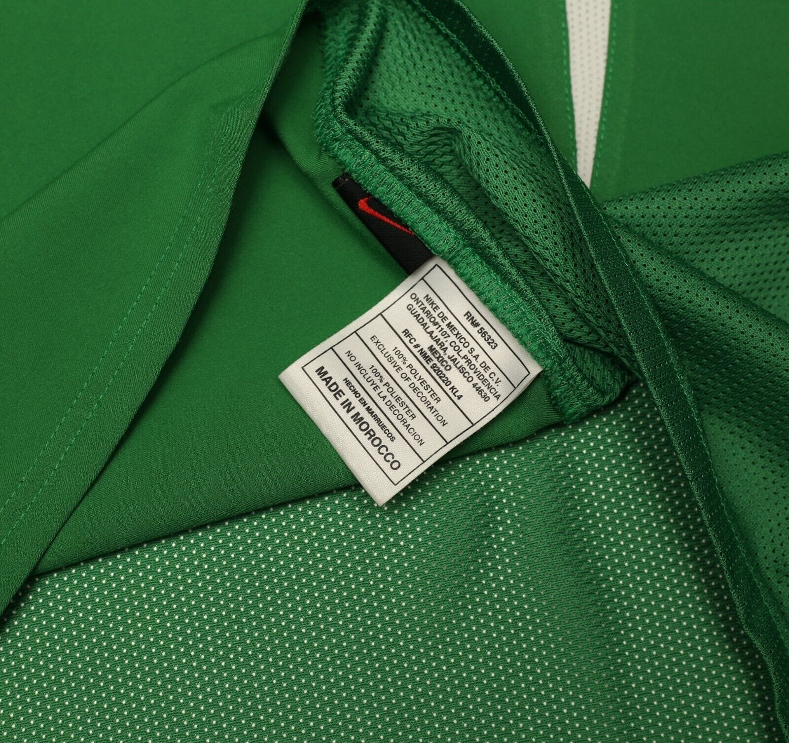 2003/04 J. BORGETTI #9 Mexico Vintage Nike Home Football Shirt (L)