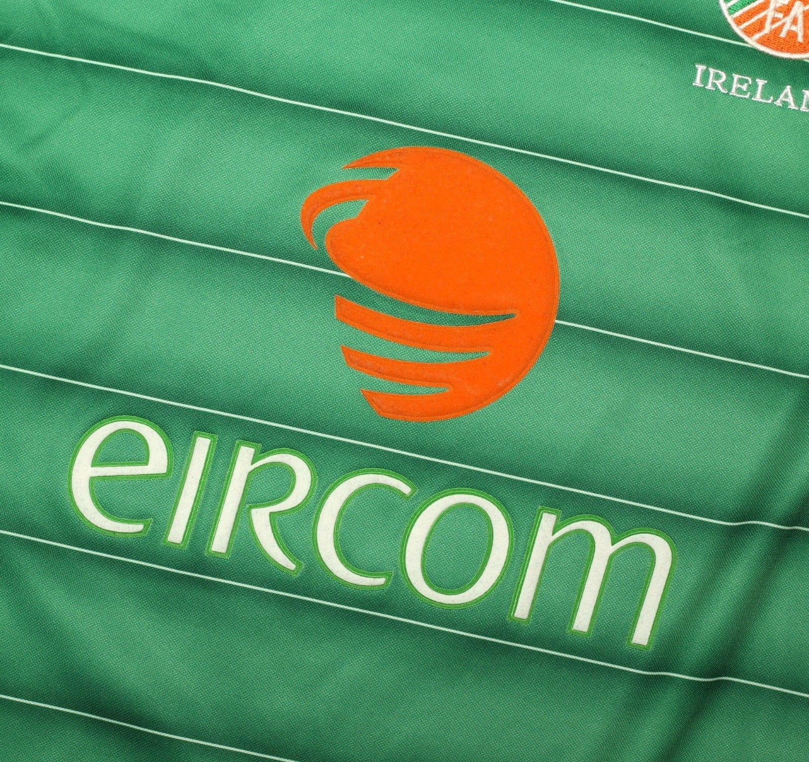 2003/04 KEANE #6 Ireland Vintage Umbro Long Sleeve Home Football Shirt (L)