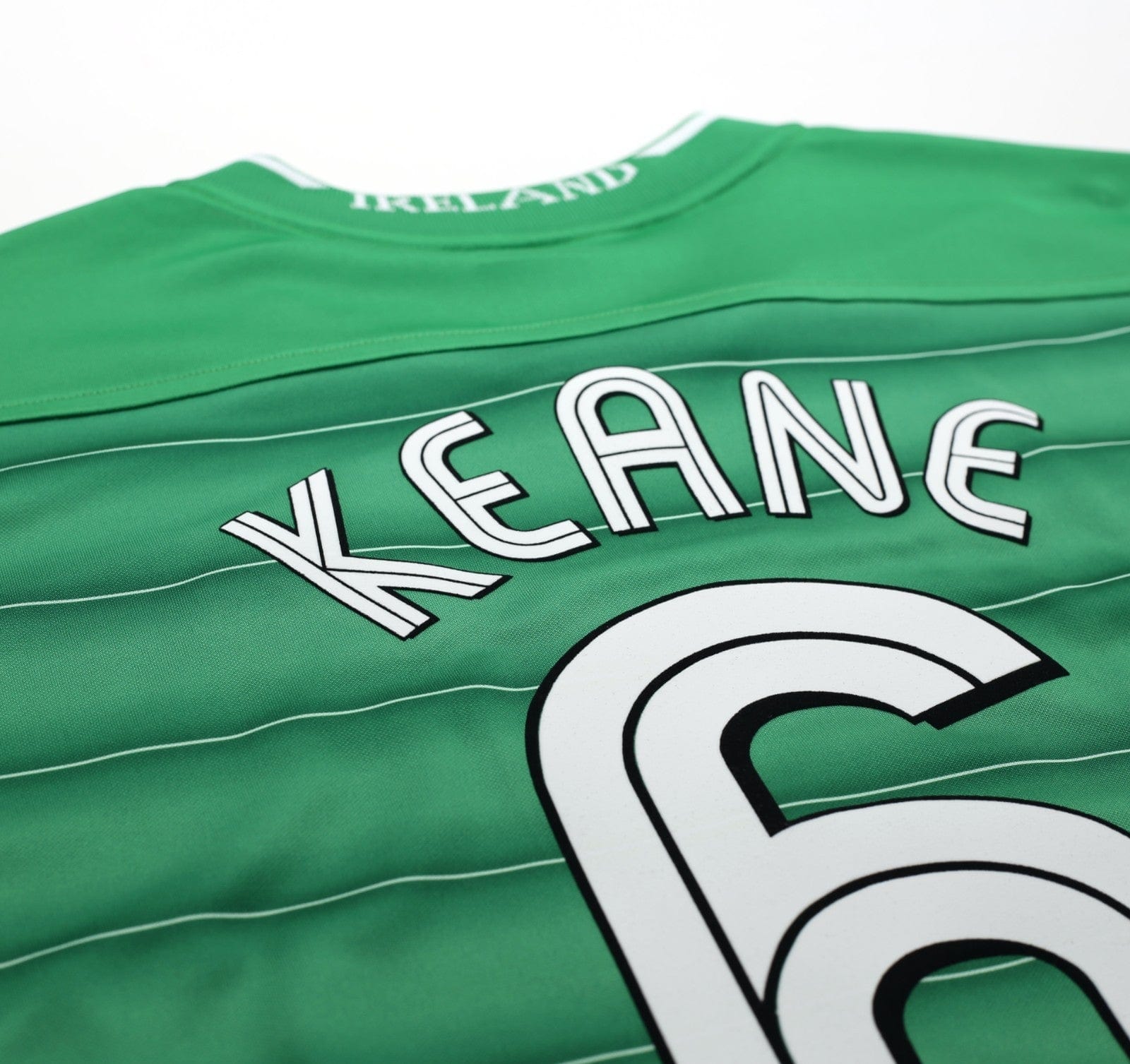 2003/04 KEANE #6 Ireland Vintage Umbro Long Sleeve Home Football Shirt (L)