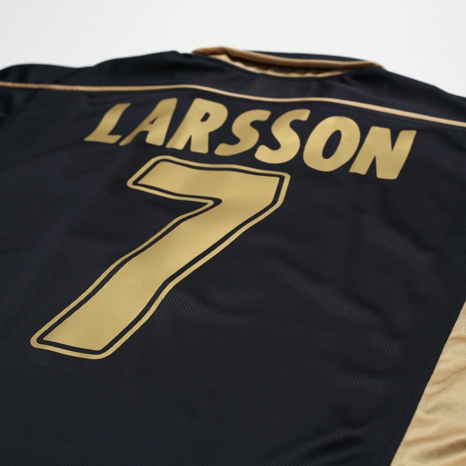2003/04 Larsson #7 Celtic Vintage Umbro European Away Football Shirt (L)