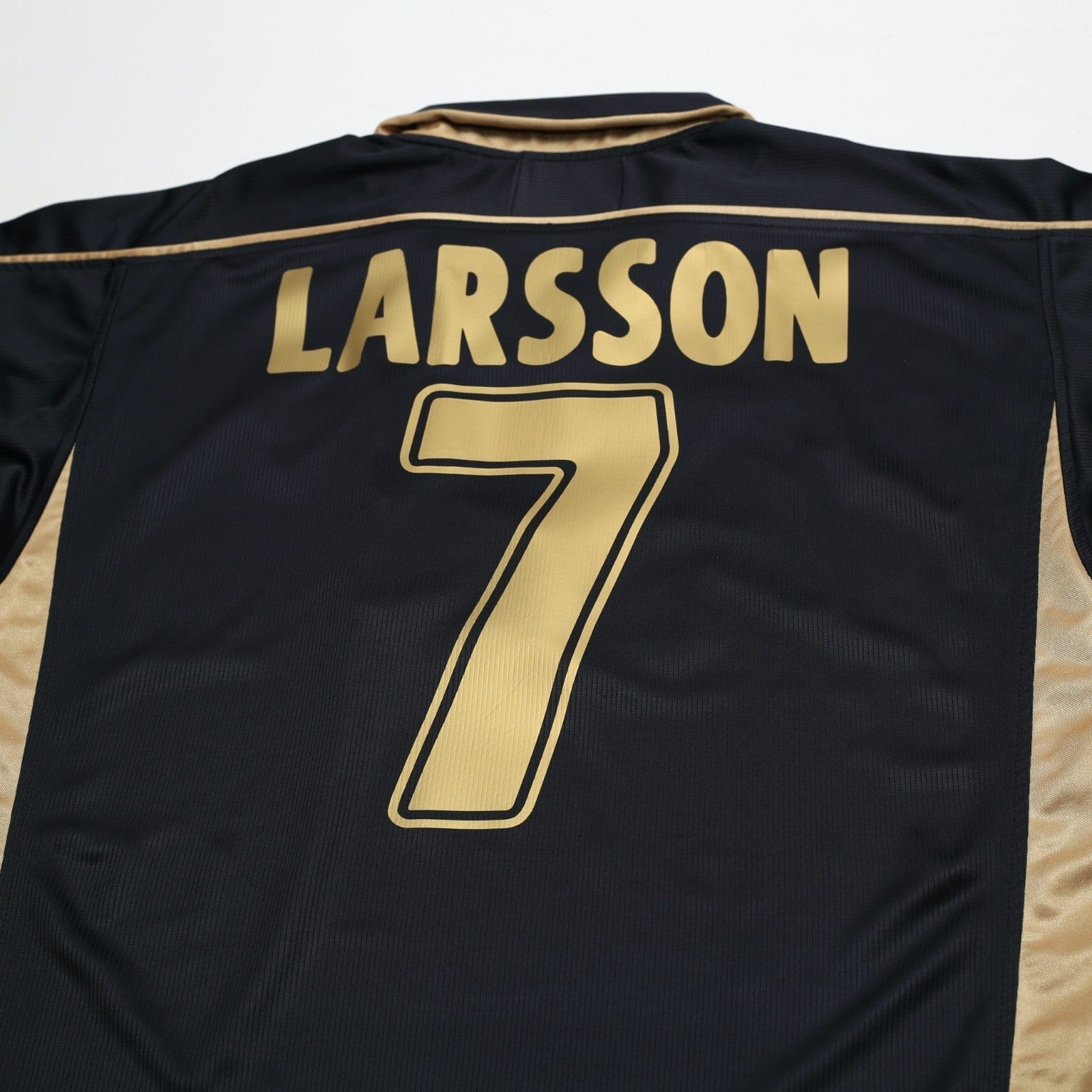 2003/04 Larsson #7 Celtic Vintage Umbro European Away Football Shirt (L)