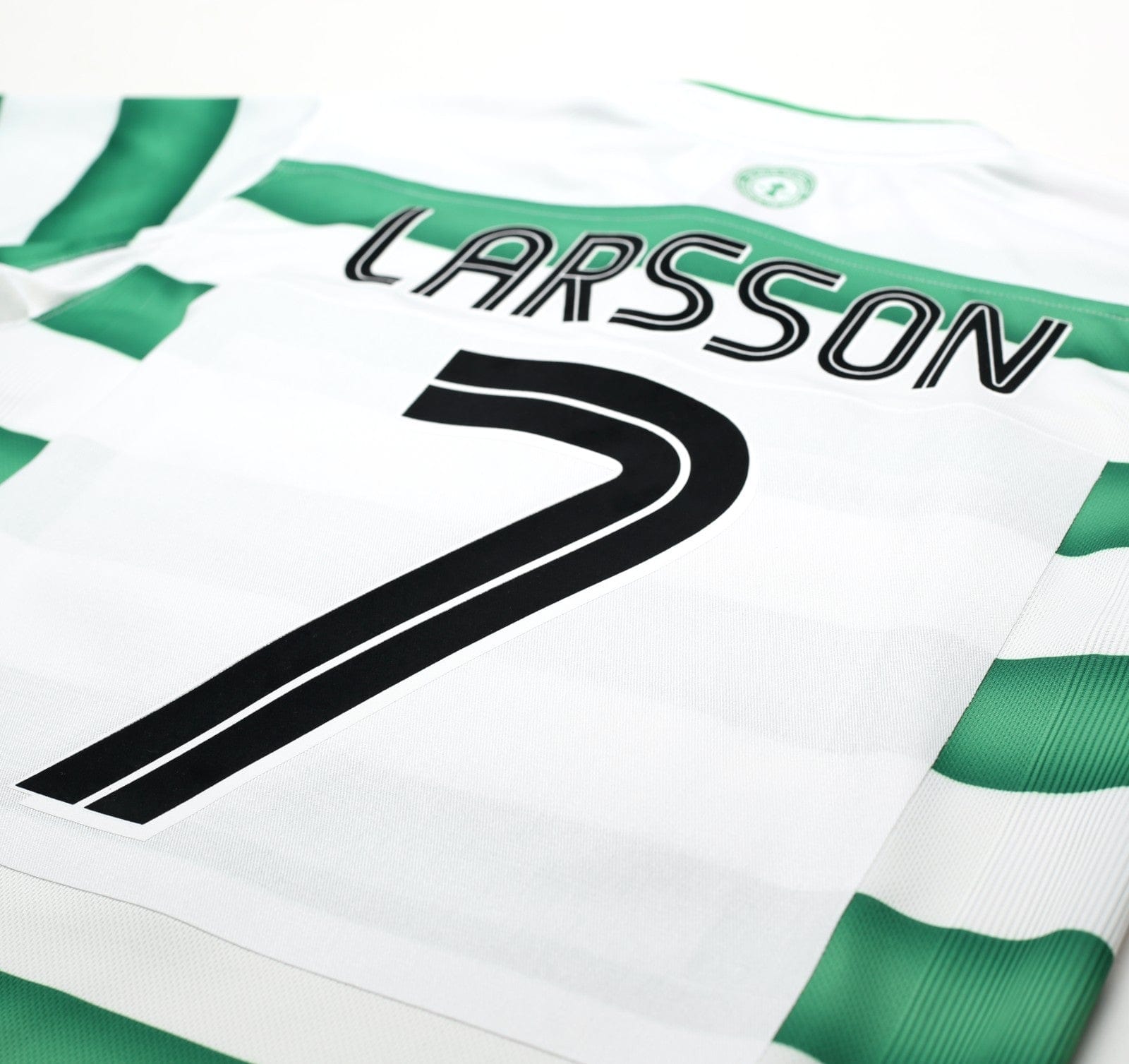 2003/04 LARSSON #7 Celtic Vintage Umbro European Home Football Shirt (S)