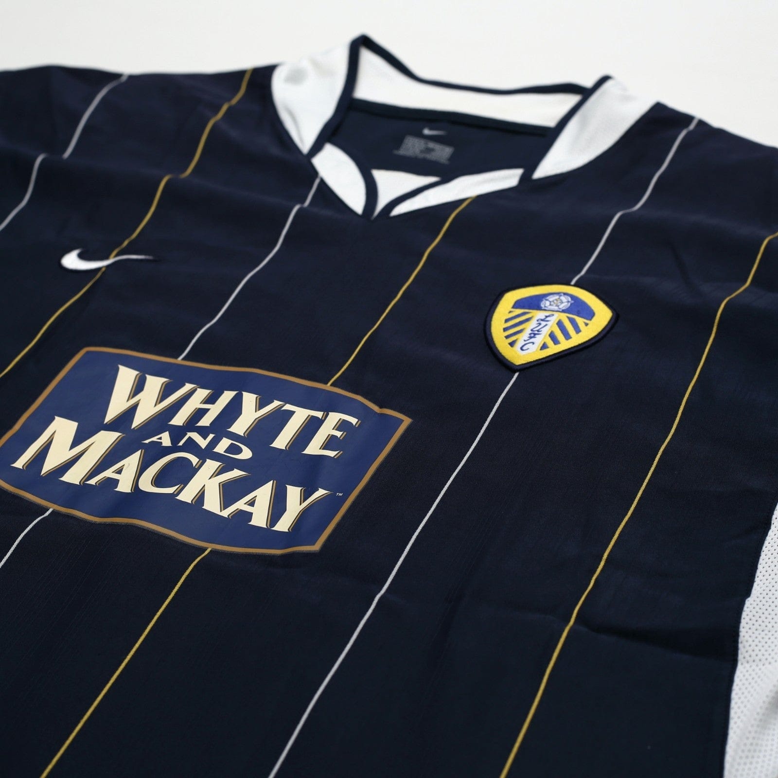 2003/04 Smith #17 Leeds United Vintage Nike Away Football Shirt (XL)