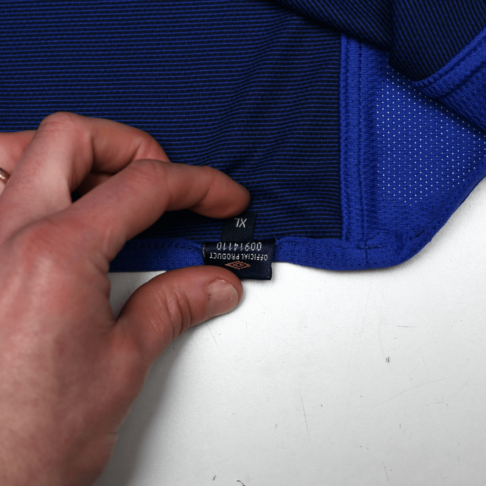 2003/05 Drogba #15 Chelsea Vintage Umbro UCL Home Football Shirt (XL)