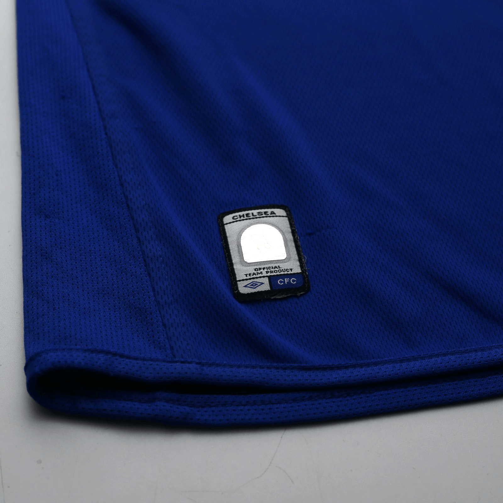 2003/05 Drogba #15 Chelsea Vintage Umbro UCL Home Football Shirt (XL)