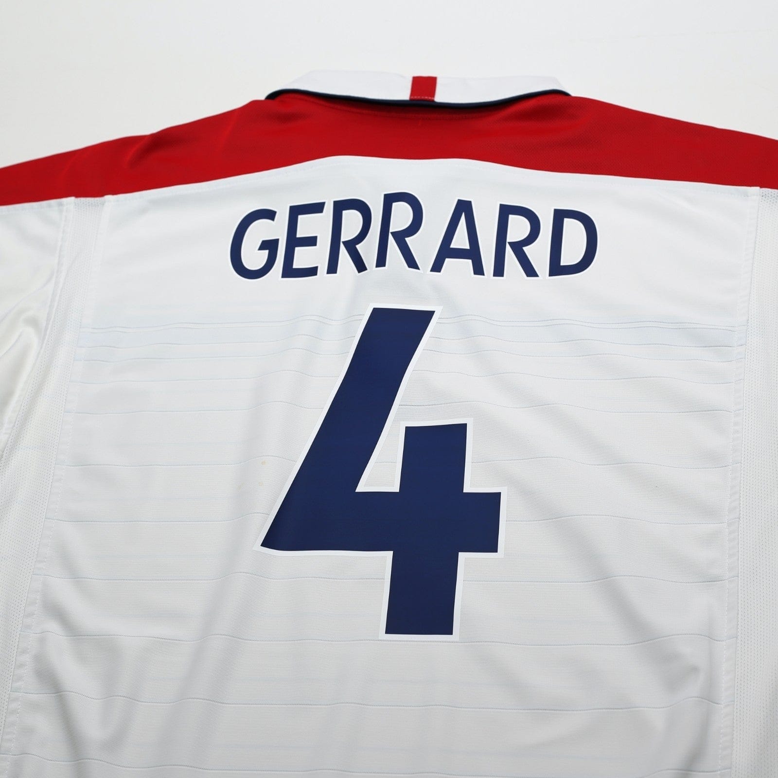 2003/05 Gerrard #4 England Vintage Umbro Home Football Shirt (L) EURO 2004