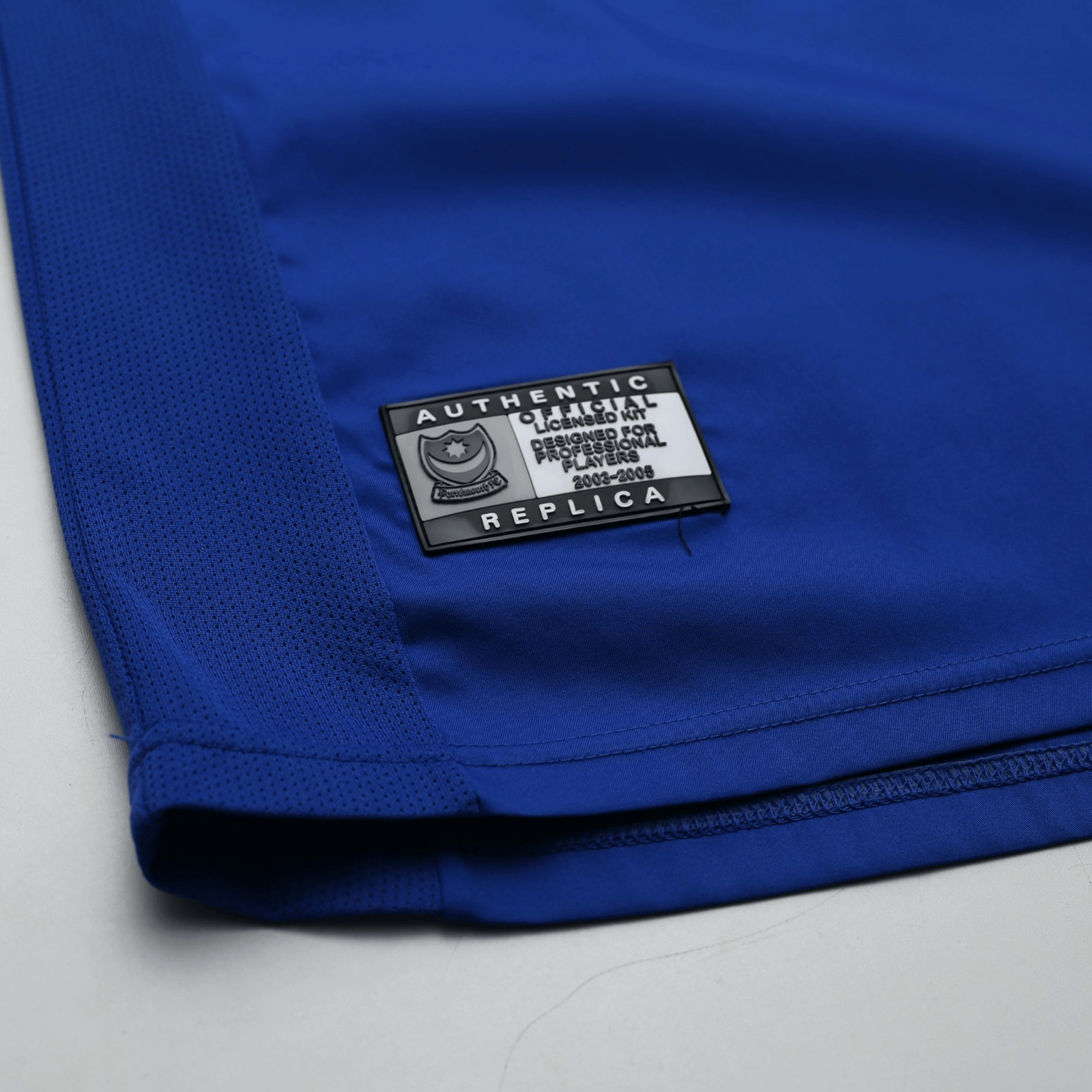 2003/05 Yakuku #20 Portsmouth Vintage Pompey Sports Home Football Shirt (M)