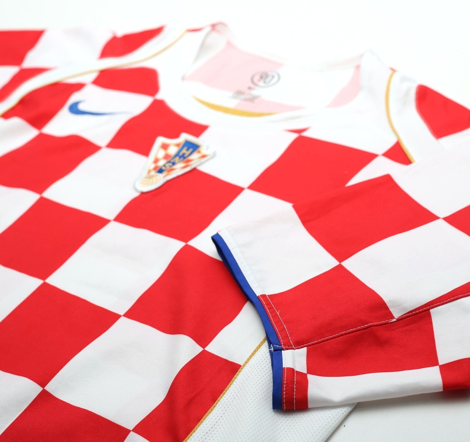 2004/05 CROATIA Vintage Nike Home Football Shirt (M) EURO 2004