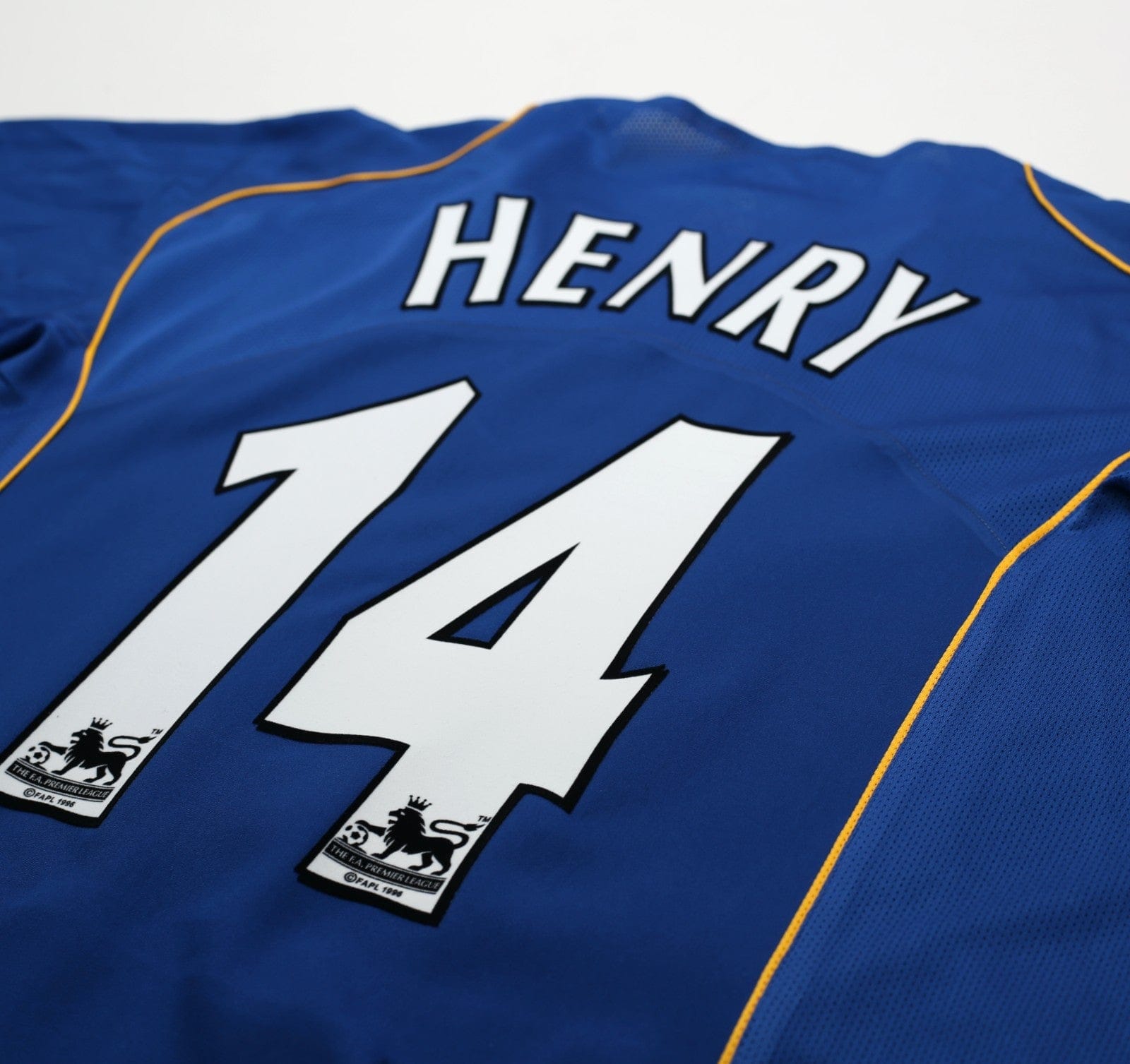 2004/05 HENRY #14 Arsenal Vintage Nike Away Football Shirt (XL)
