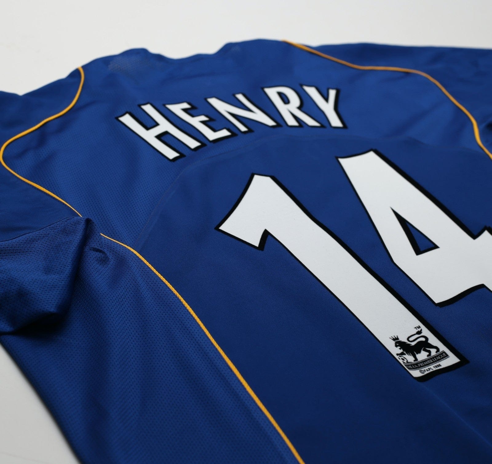 2004/05 HENRY #14 Arsenal Vintage Nike Away Football Shirt (XL)