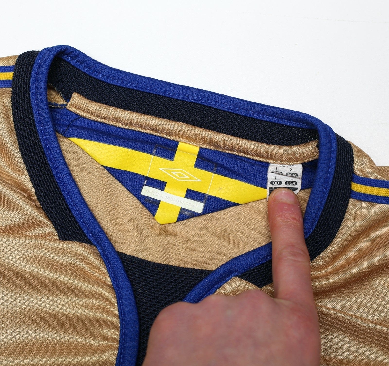 2004/05 IBRAHIMOVIC #10 Sweden Vintage Umbro Centenary Football Shirt (M/L)