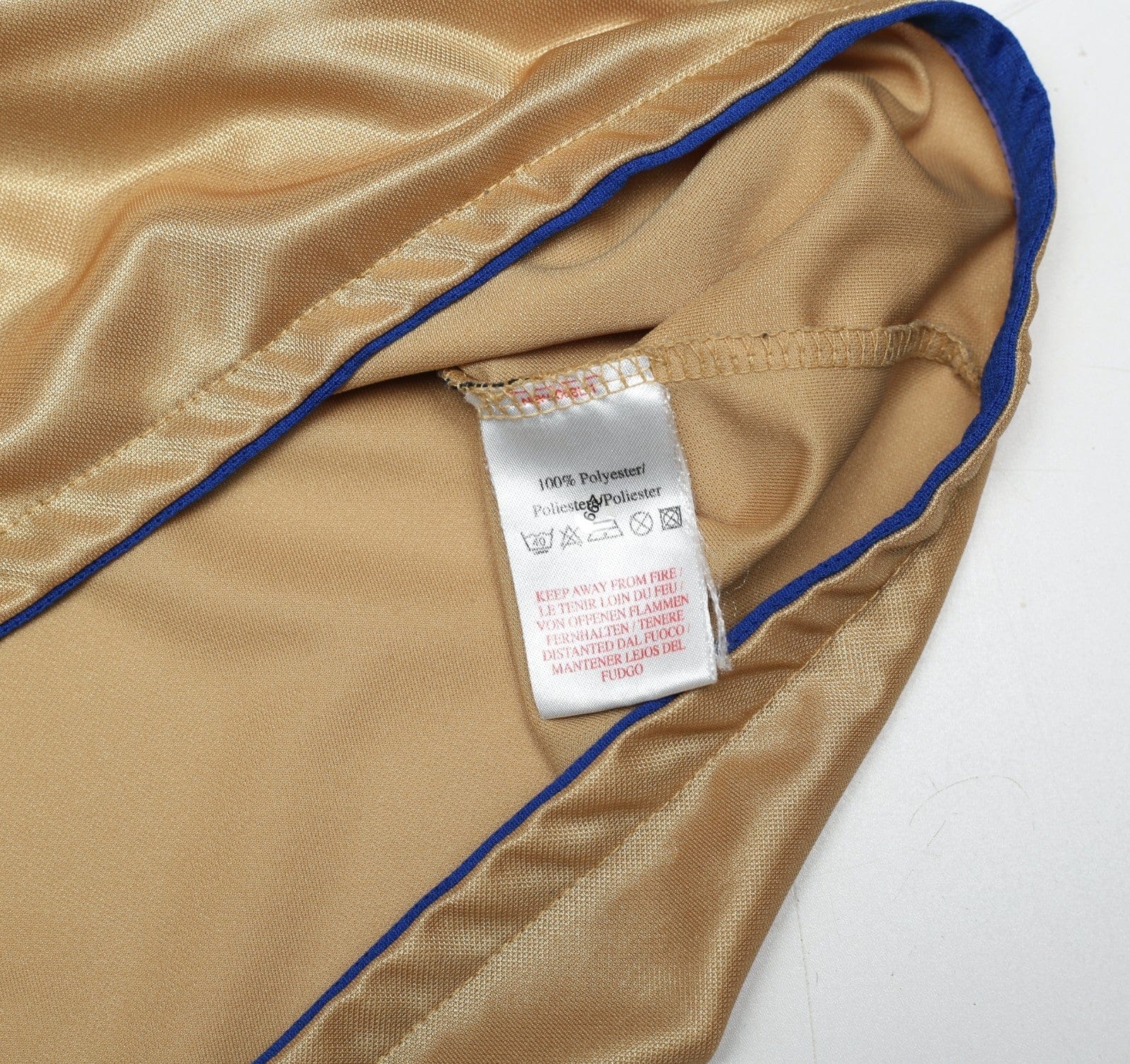 2004/05 IBRAHIMOVIC #10 Sweden Vintage Umbro Centenary Football Shirt (M/L)