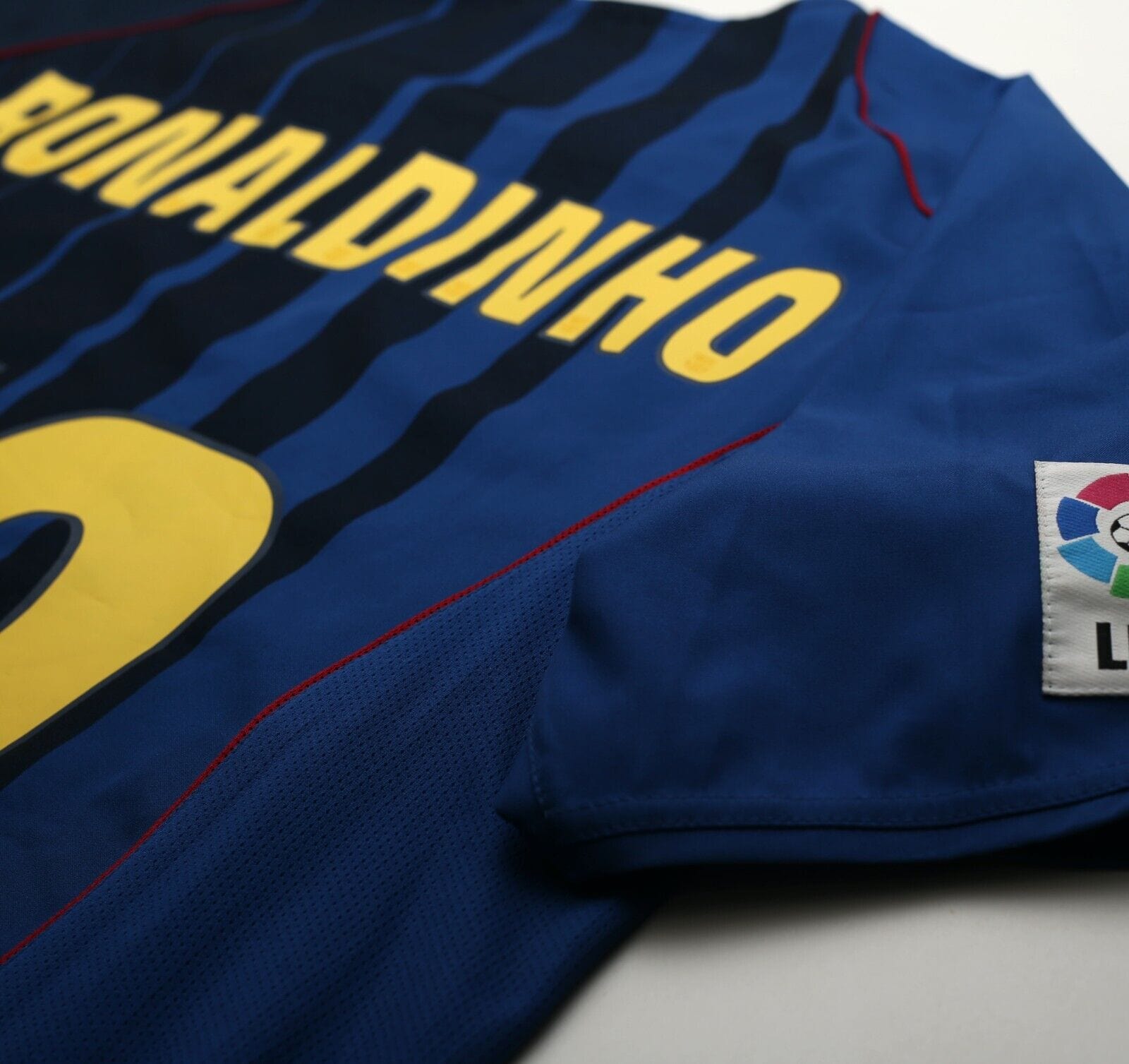 2004/05 RONALDINHO #10 Barcelona Vintage Nike Away Football Shirt (XL)