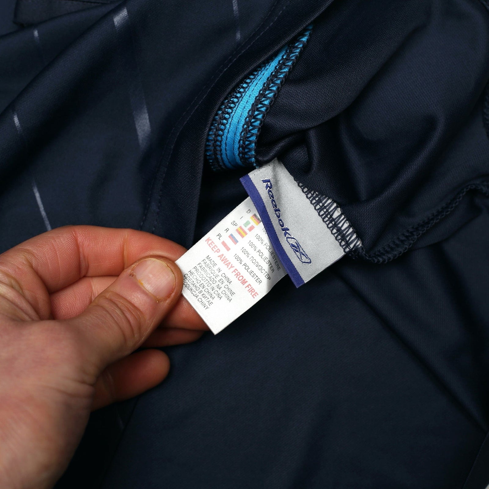 2005/06 Sun Ji Hai #17 Manchester City Vintage Reebok Away LS Football Shirt (M)