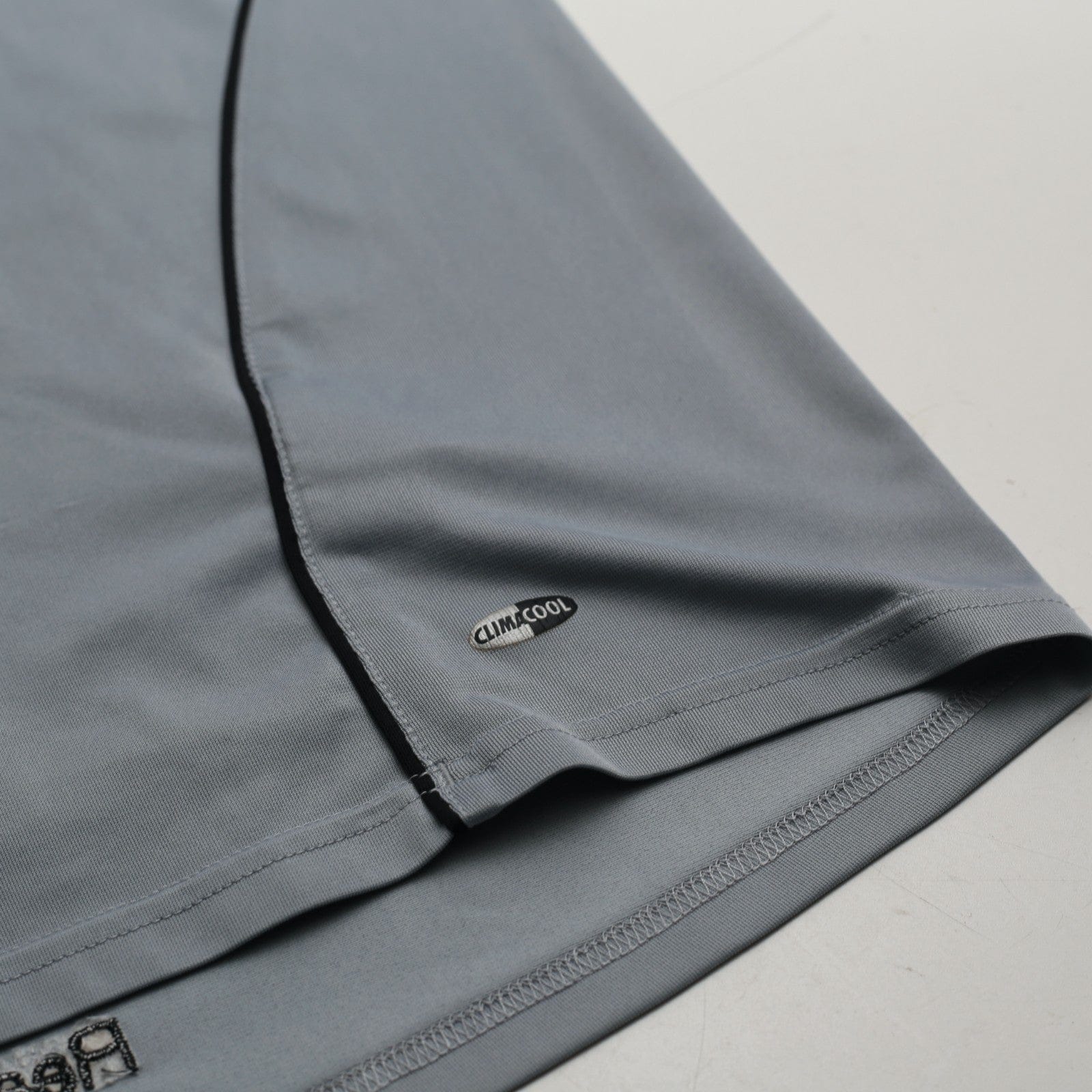 2005/06 Zidane #5 Real Madrid Vintag adidas Third Football Shirt (M)