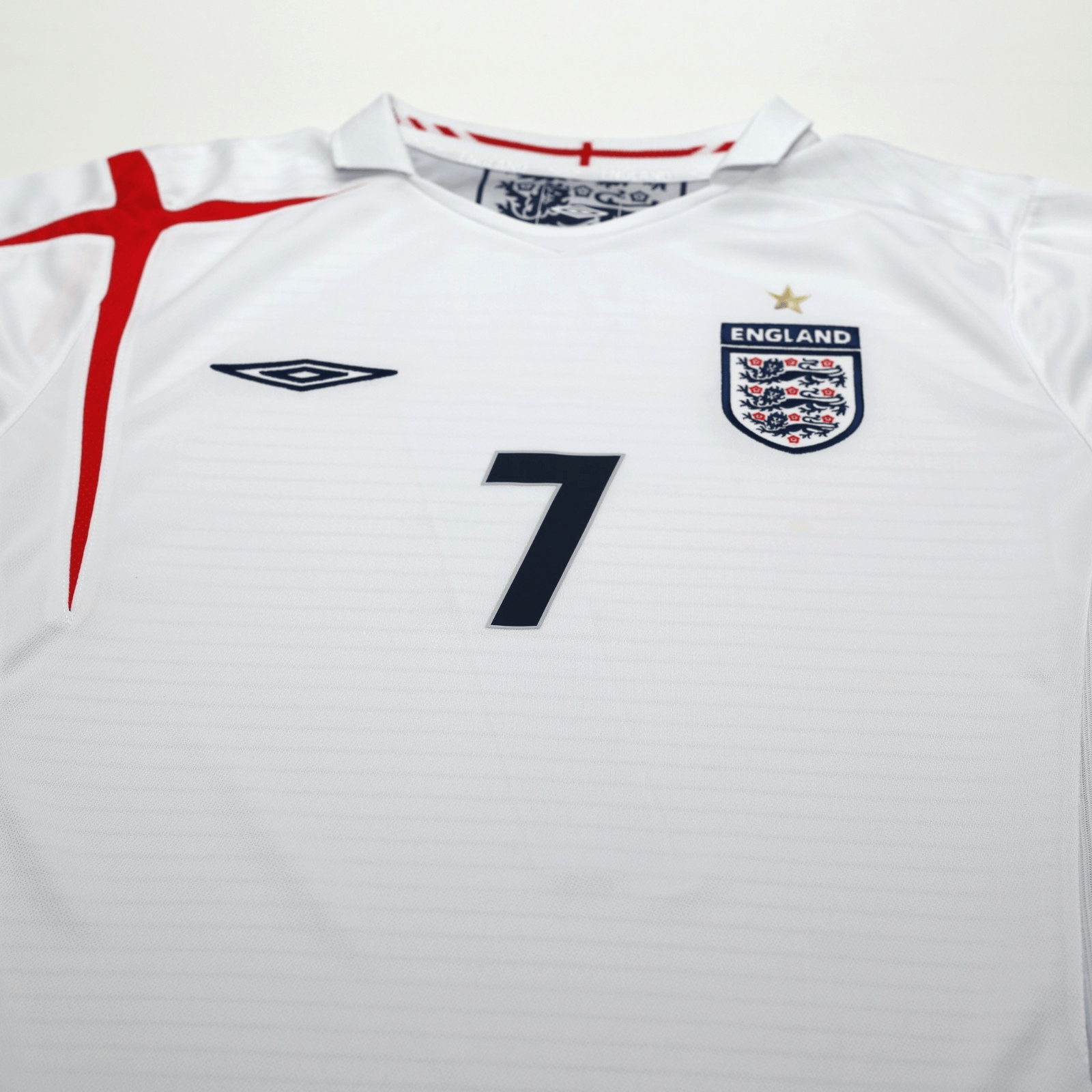 2005/07 Beckham #7 England Vintage Umbro Home Football Shirt (L) WC 2006