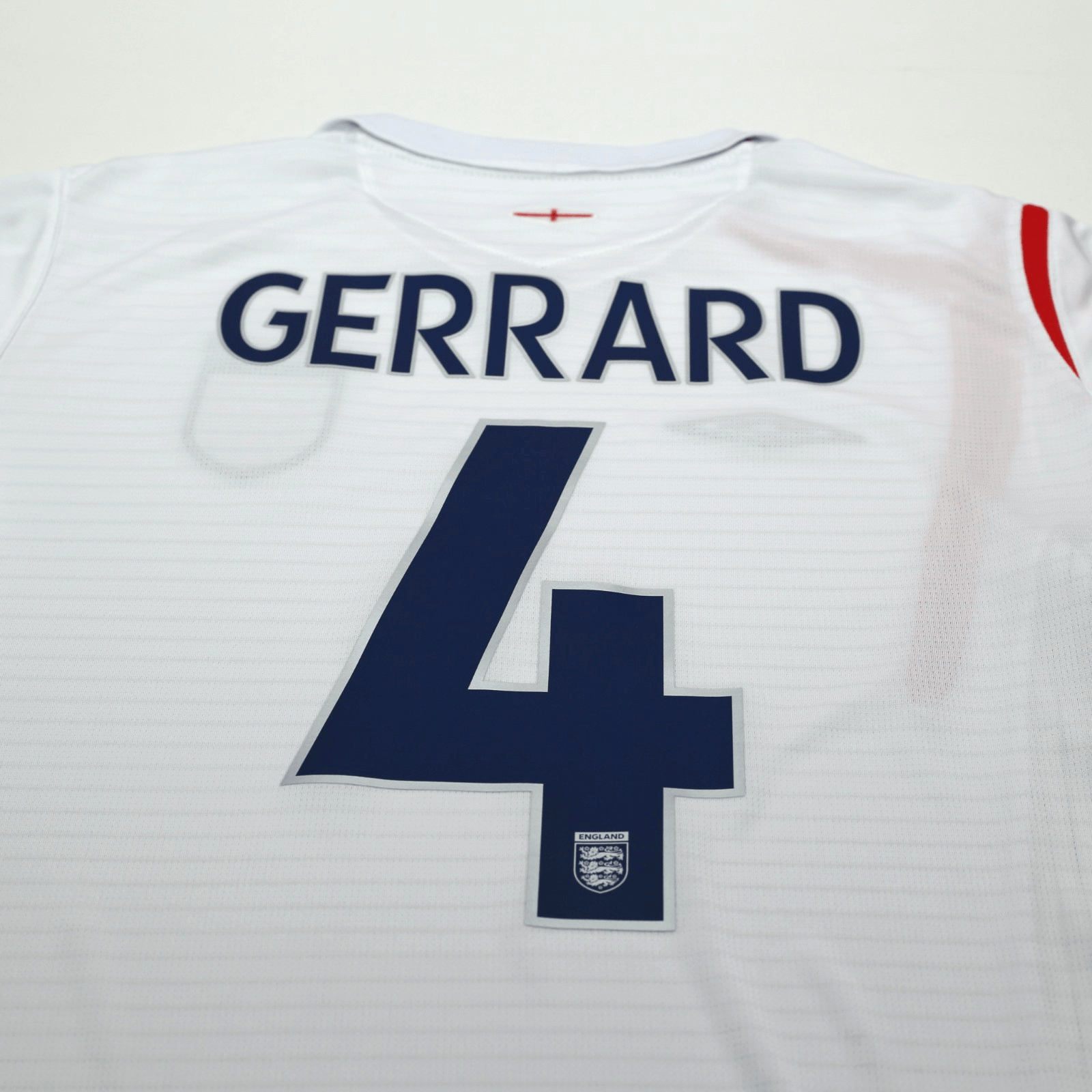 2005/07 Gerrard #4 England Vintage Umbro Home Football Shirt (L) WC 2006