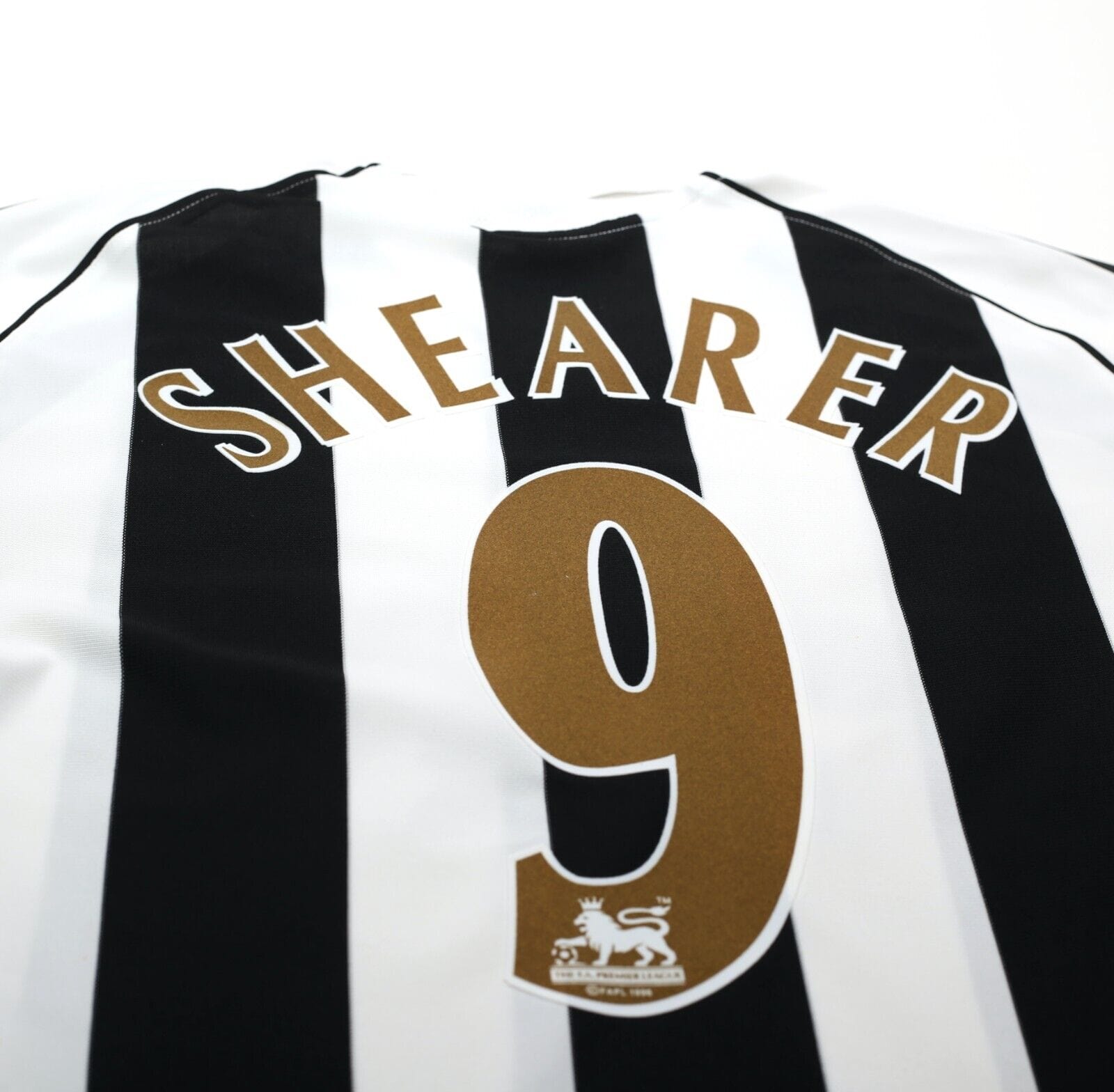 2005/07 SHEARER #9 Newcastle United Vintage adidas Home Football Shirt (S)