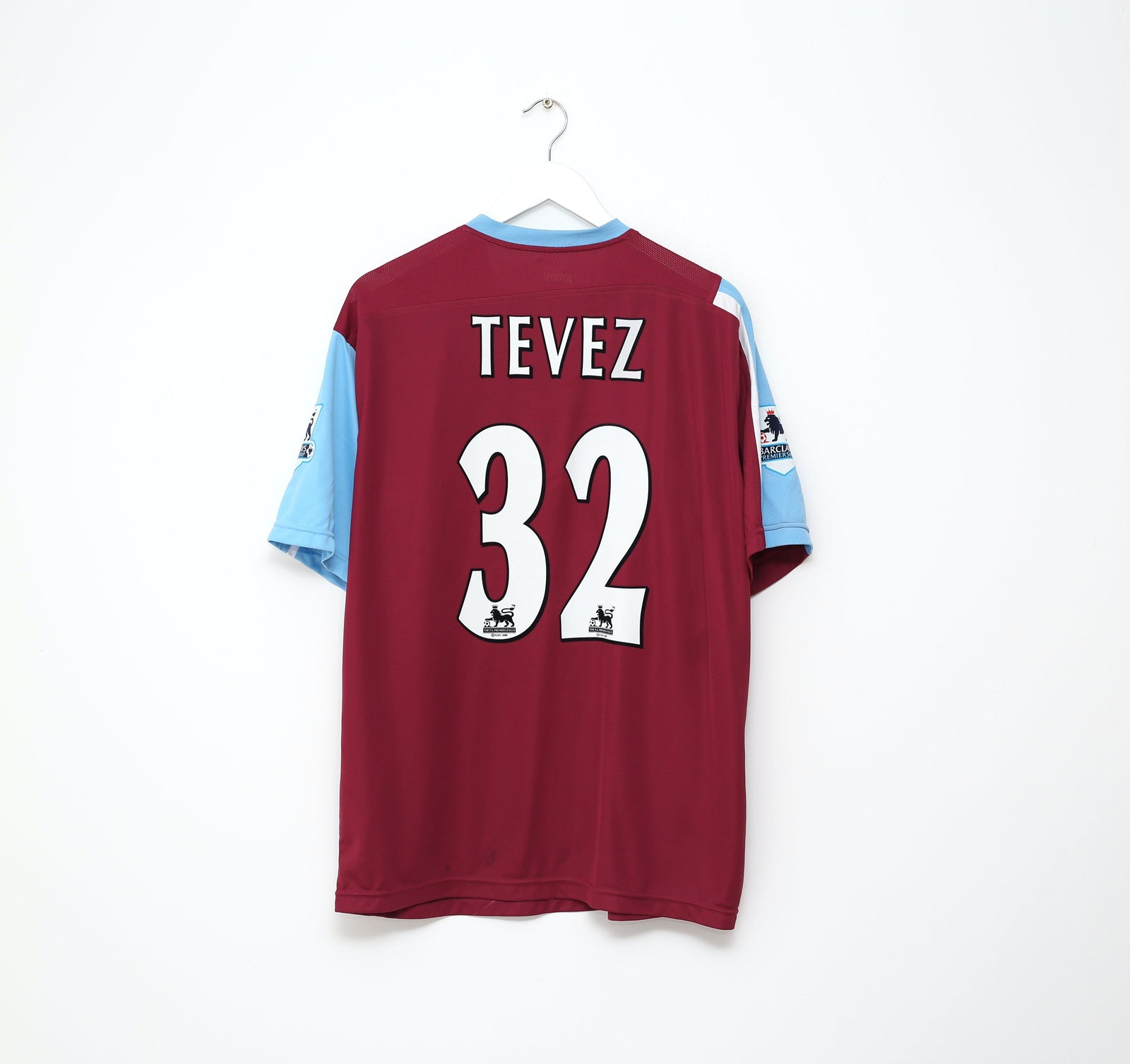 2005/07 TEVEZ #32 West Ham Vintage Reebok Football Shirt (L) SQUAD SIGNED
