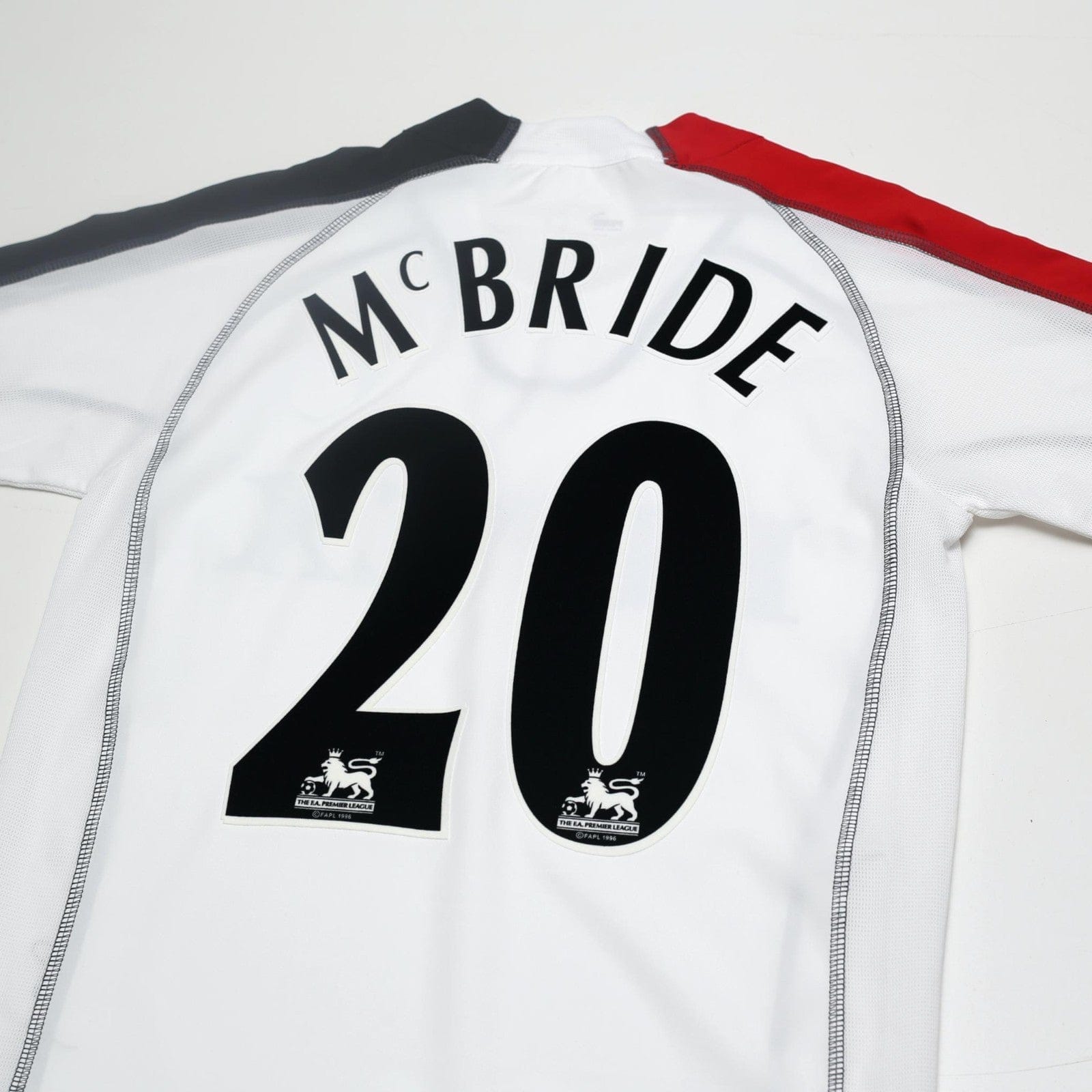 2006/07 McBride #20 Fulham Vintage PUMA Home Football Shirt (S)