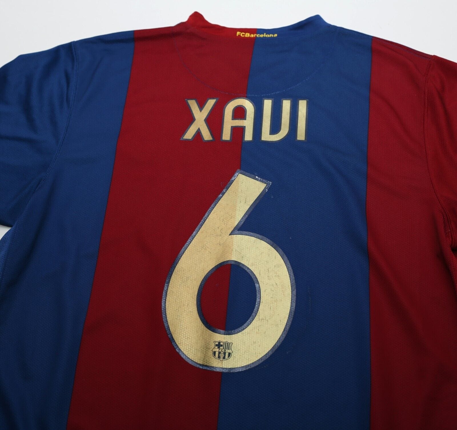 2006/07 XAVI #6 Barcelona Vintage Nike Home Football Shirt (L)