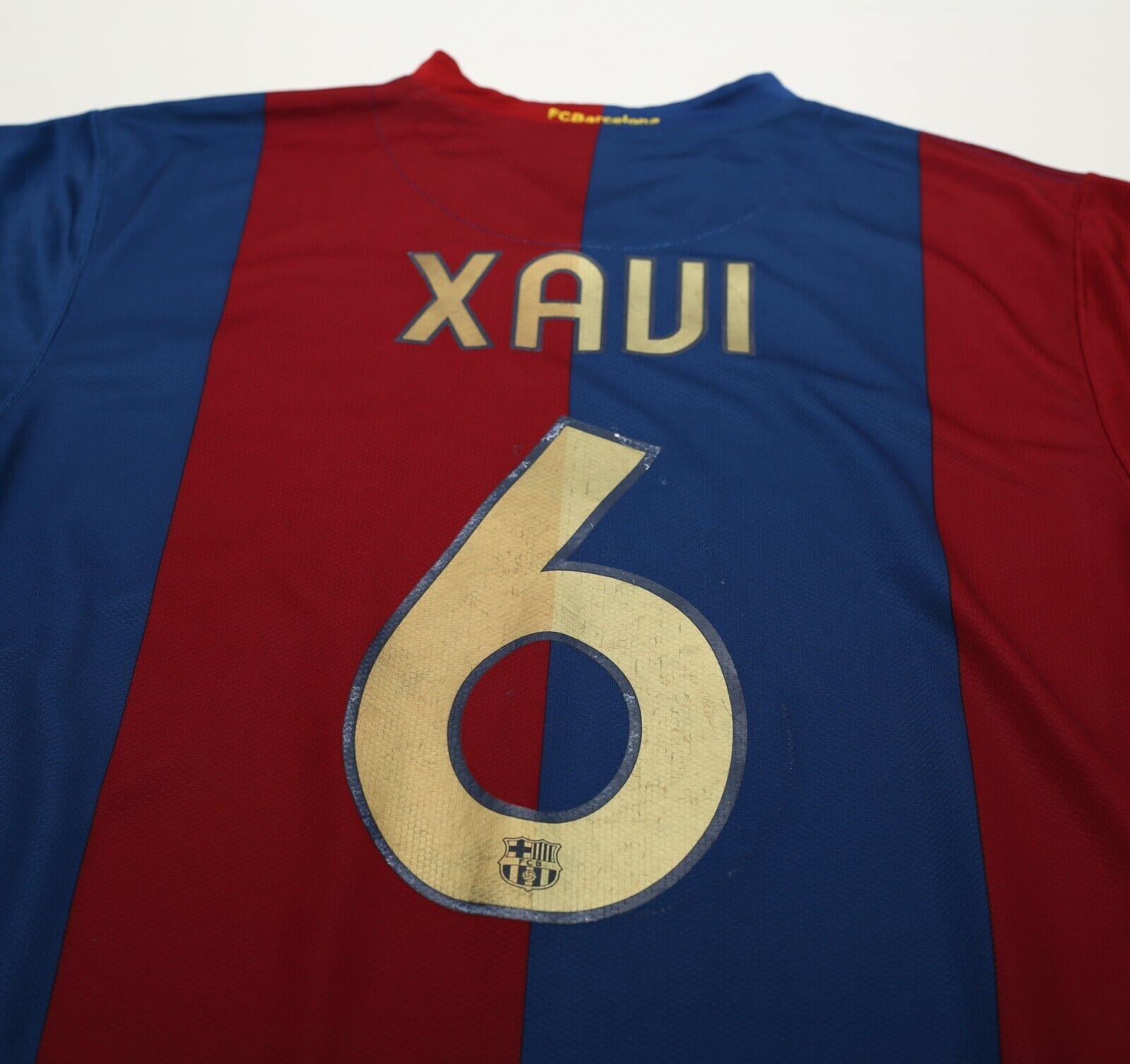 2006/07 XAVI #6 Barcelona Vintage Nike Home Football Shirt (L)