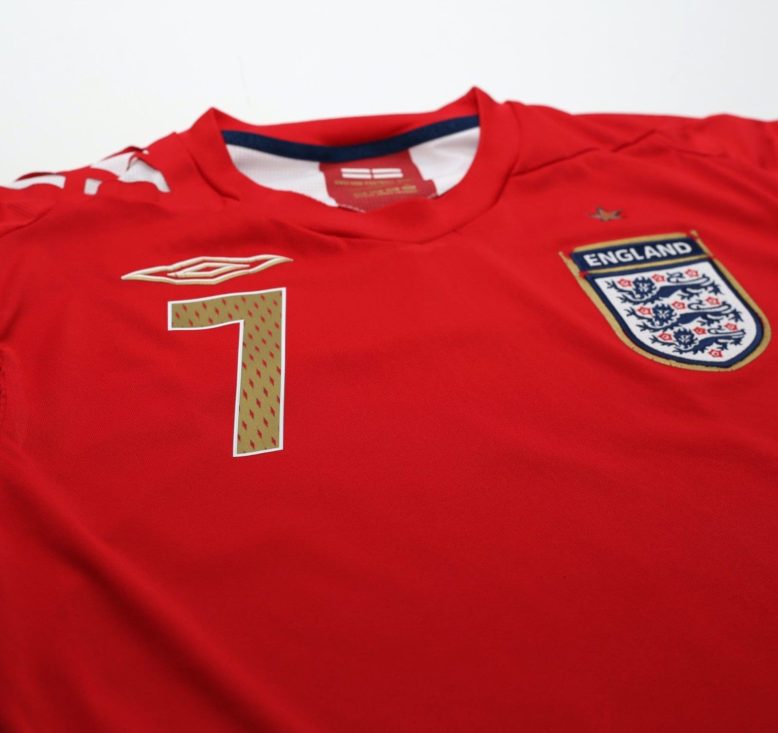 2006/08 BECKHAM #7 England Vintage Umbro Away Football Shirt (L)