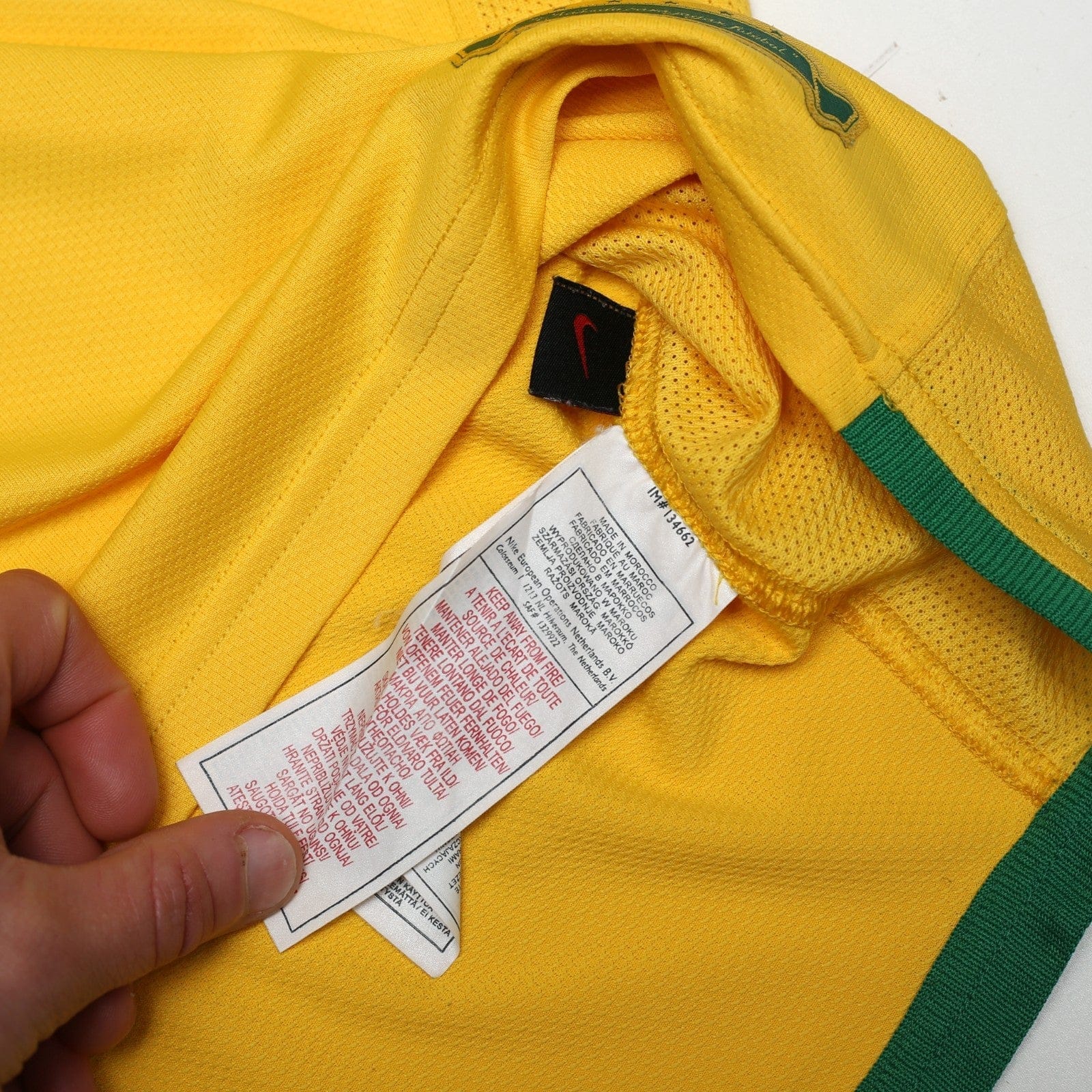 2006/08 Kaka #8 Brazil Vintage Nike World Cup 06 Home Football Shirt (M)