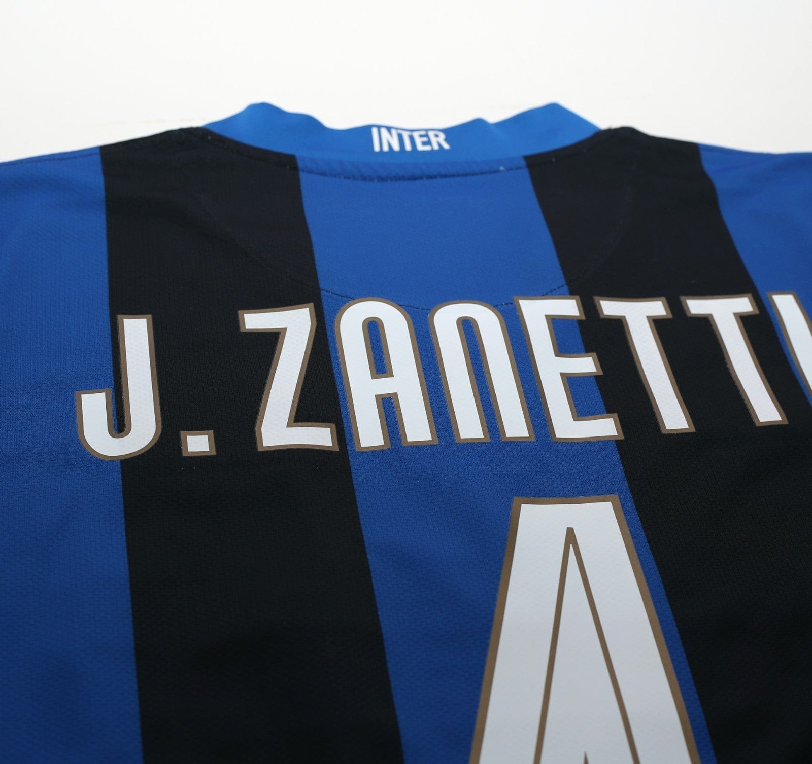 2008/09 ZANETTI #4 Inter Milan Vintage Nike Home Football Shirt (S)