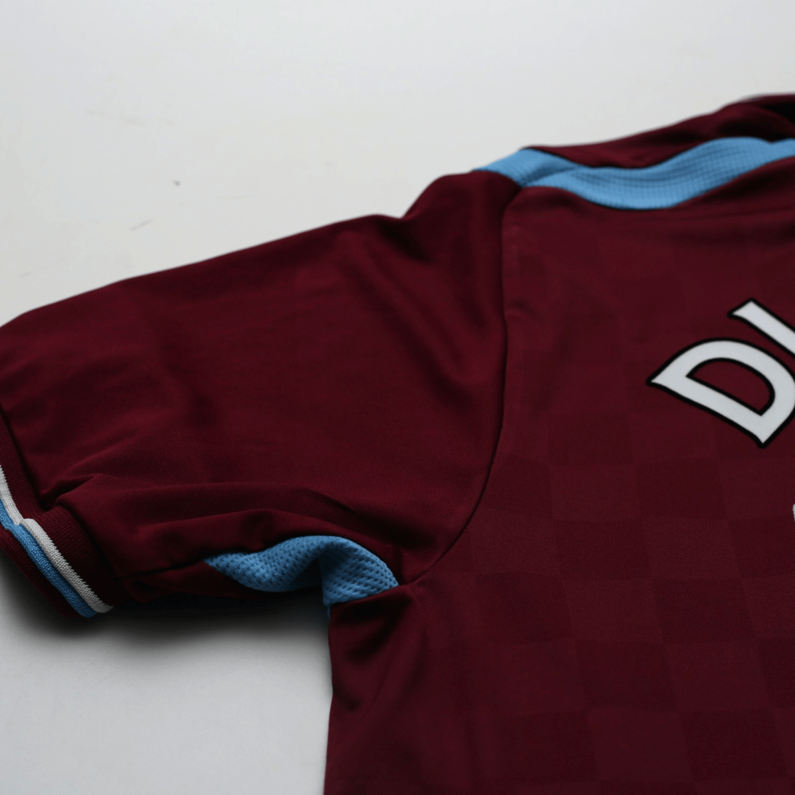 2009/10 Diamanti #32 West Ham Vintage Umbro Home Football Shirt (L)