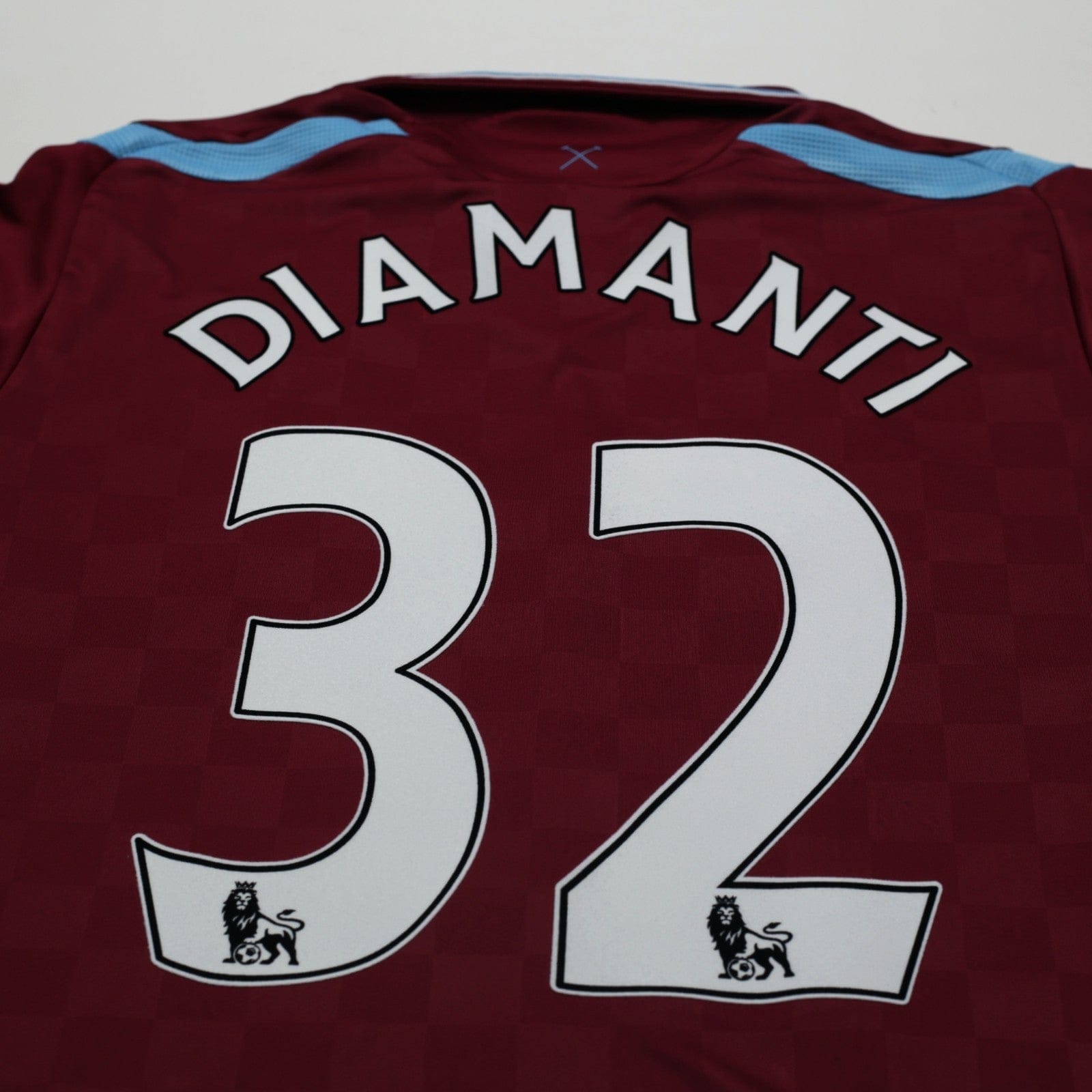 2009/10 Diamanti #32 West Ham Vintage Umbro Home Football Shirt (L)