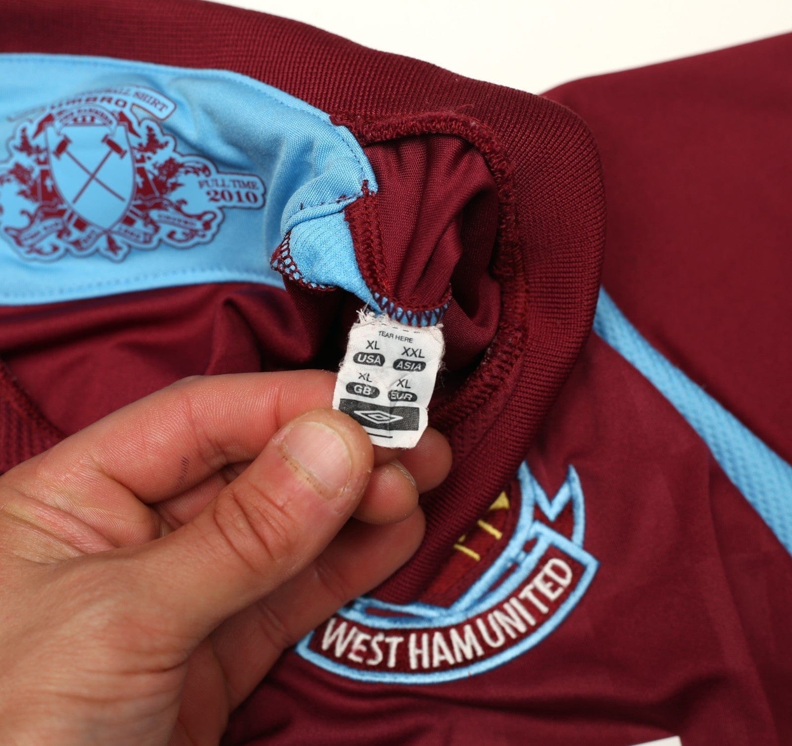 2009/10 DIAMANTI #32 West Ham Vintage Umbro Home Football Shirt (XL)