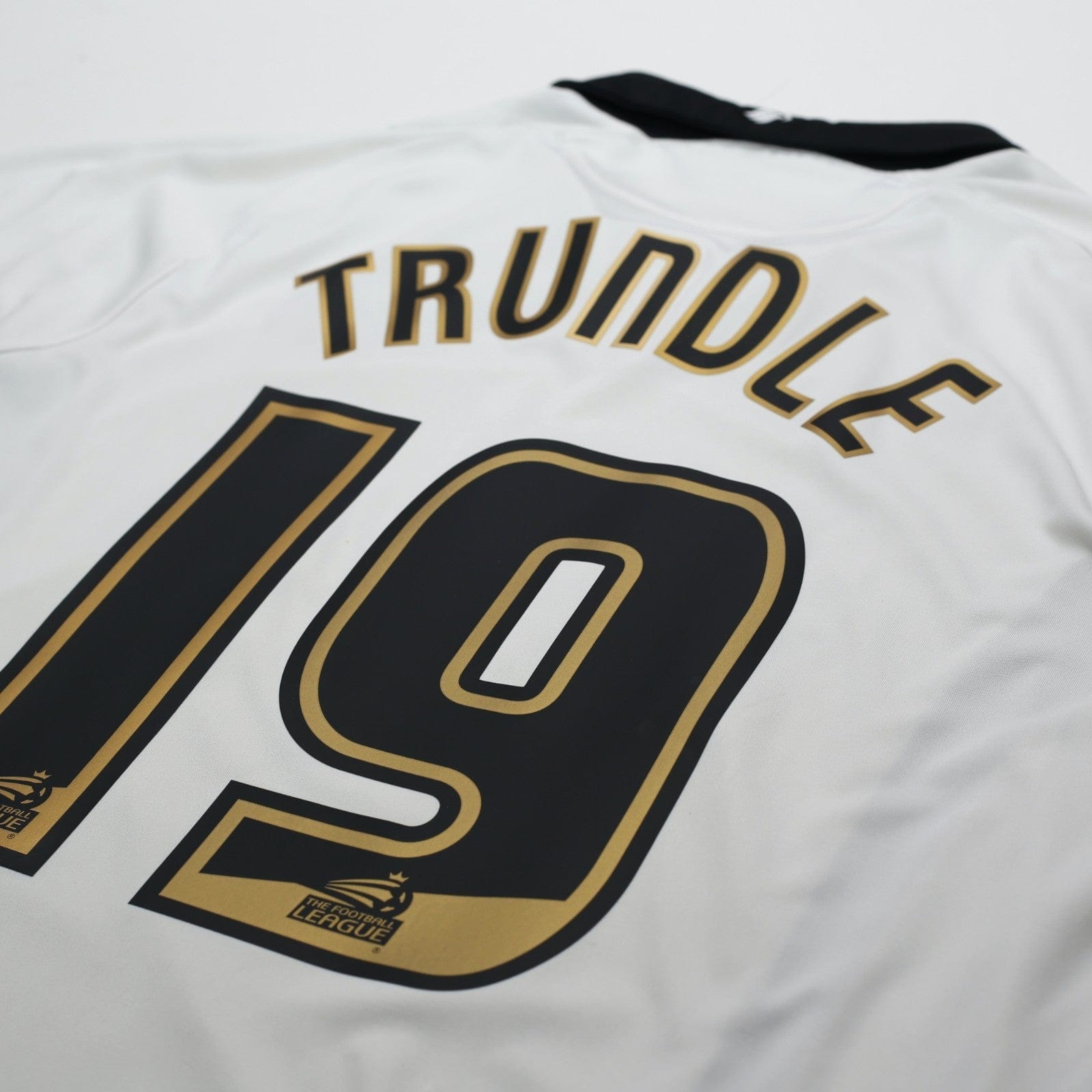 2009/10 Trundle #19 Swansea City Vintage Umbro Home Football Shirt (M)