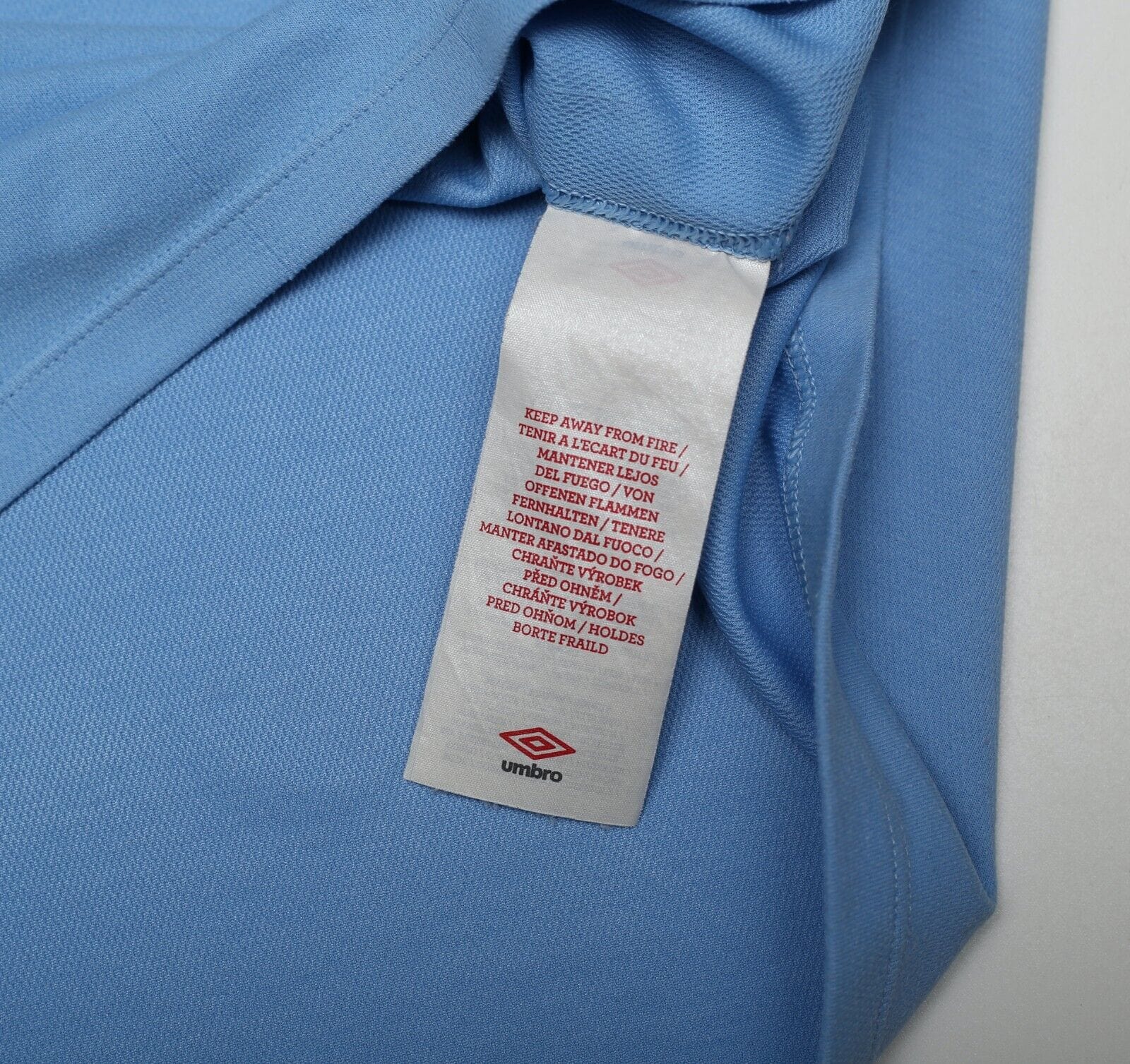 2010/11 BALOTELLI #45 Manchester City Vintage Umbro Home Football Shirt (L) 44