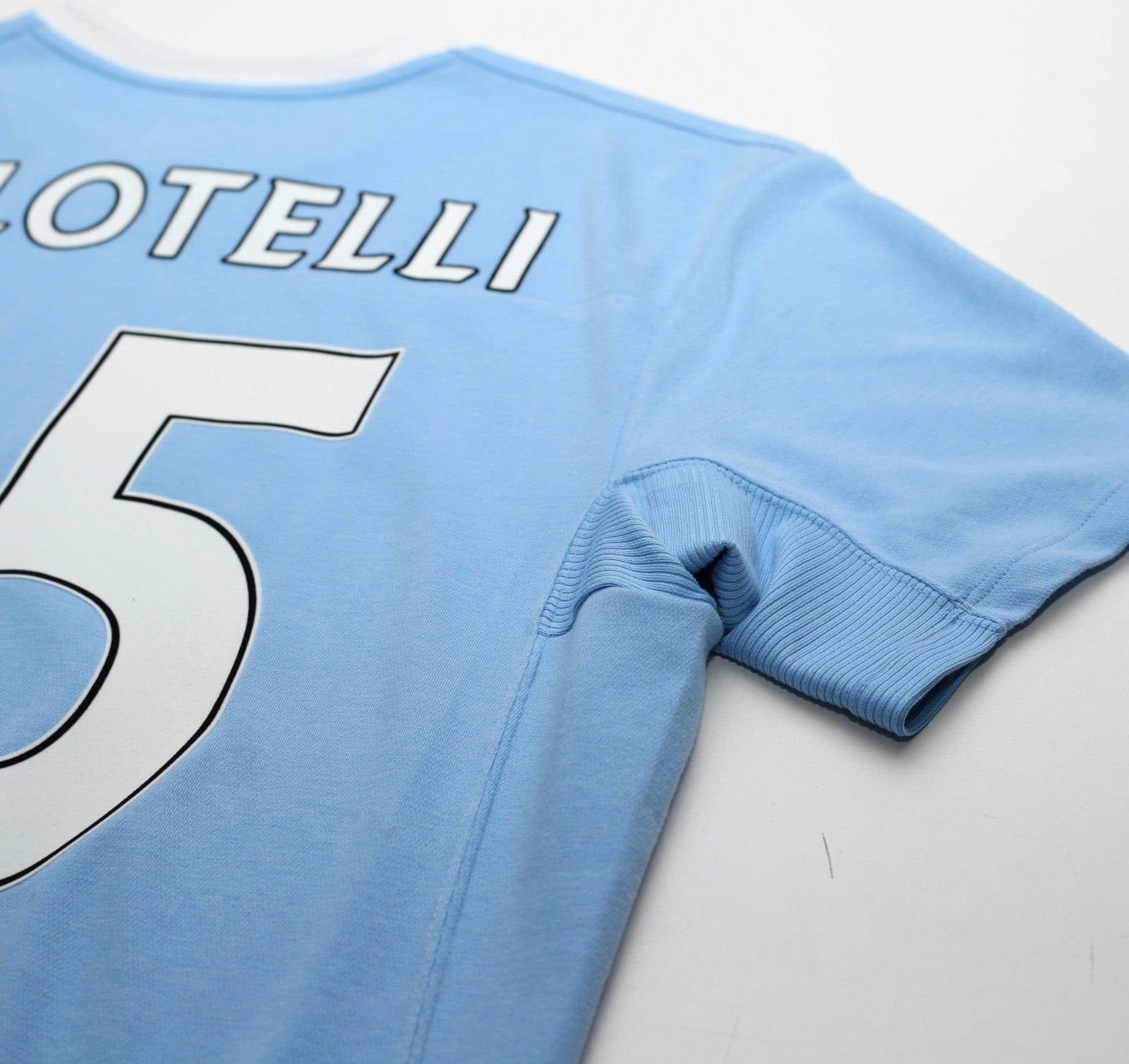 2010/11 BALOTELLI #45 Manchester City Vintage Umbro Home Football Shirt (M/L) 42