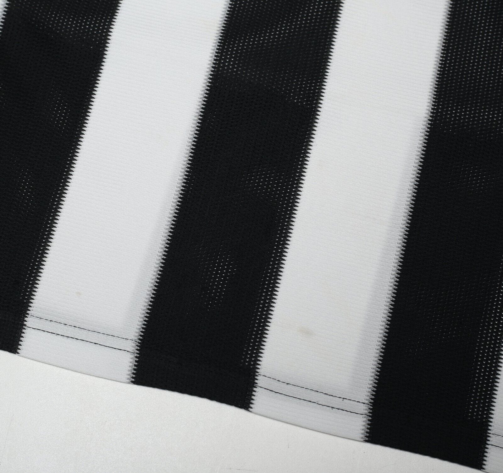 2010/11 BEN ARFA #37 Newcastle United Vintage PUMA Home Football Shirt (M)