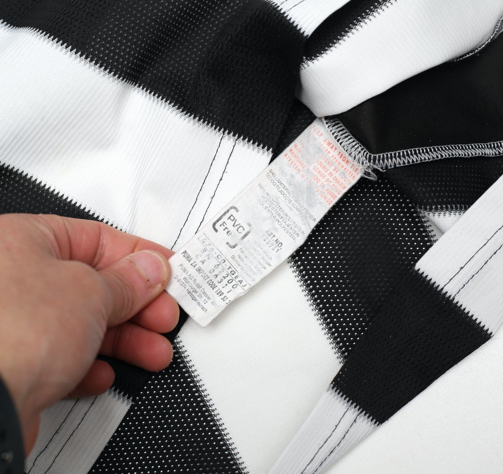 2010/11 BEN ARFA #37 Newcastle United Vintage PUMA Home Football Shirt (S)