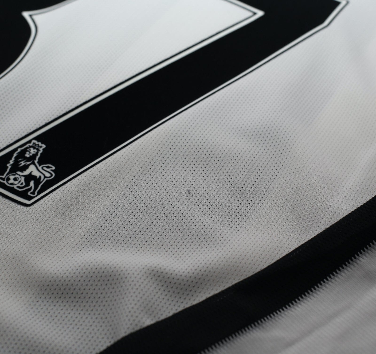 2010/11 BEN ARFA #37 Newcastle United Vintage PUMA L/S Home Football Shirt (XL)