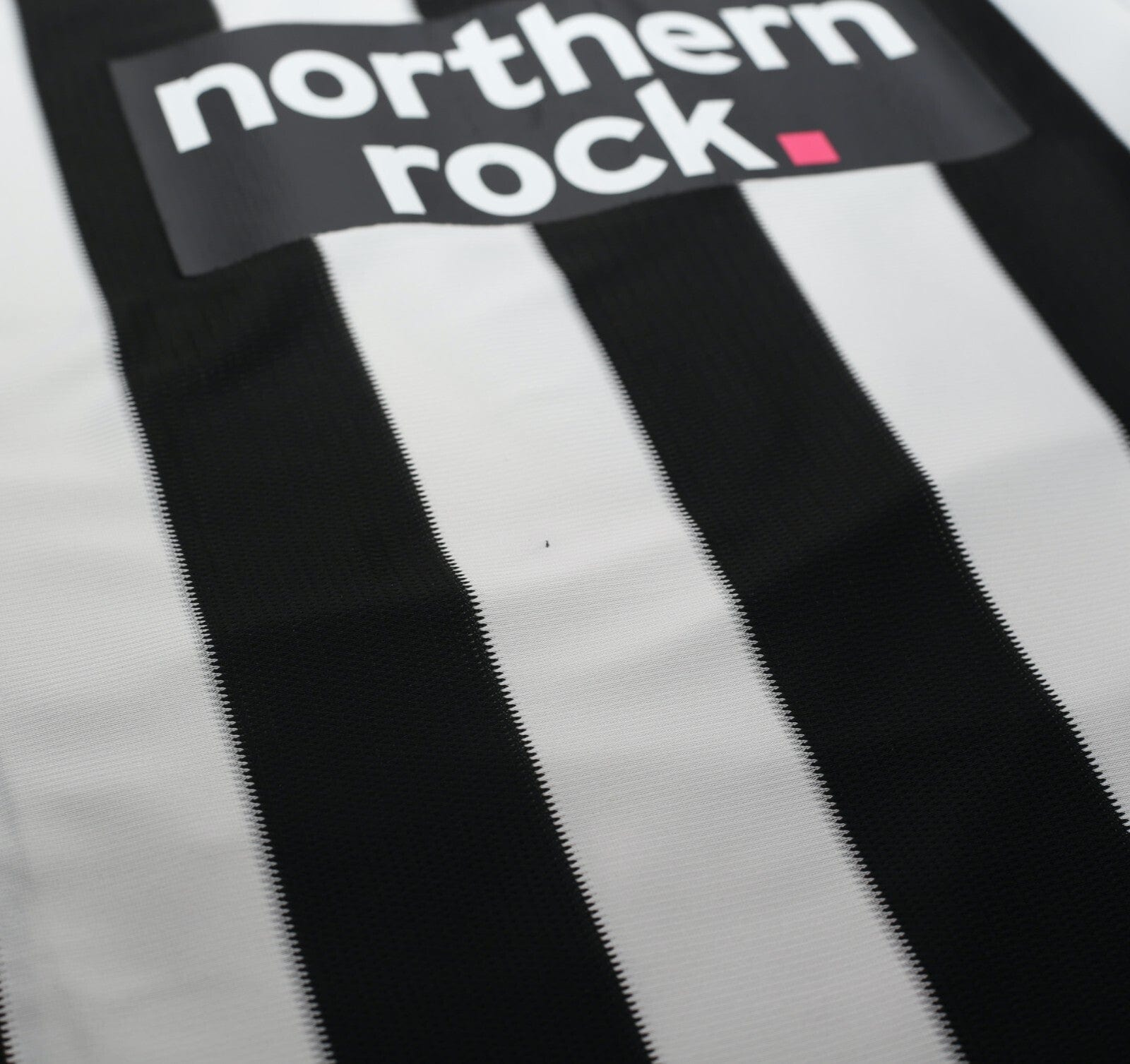 2010/11 BEN ARFA #37 Newcastle United Vintage PUMA L/S Home Football Shirt (XL)