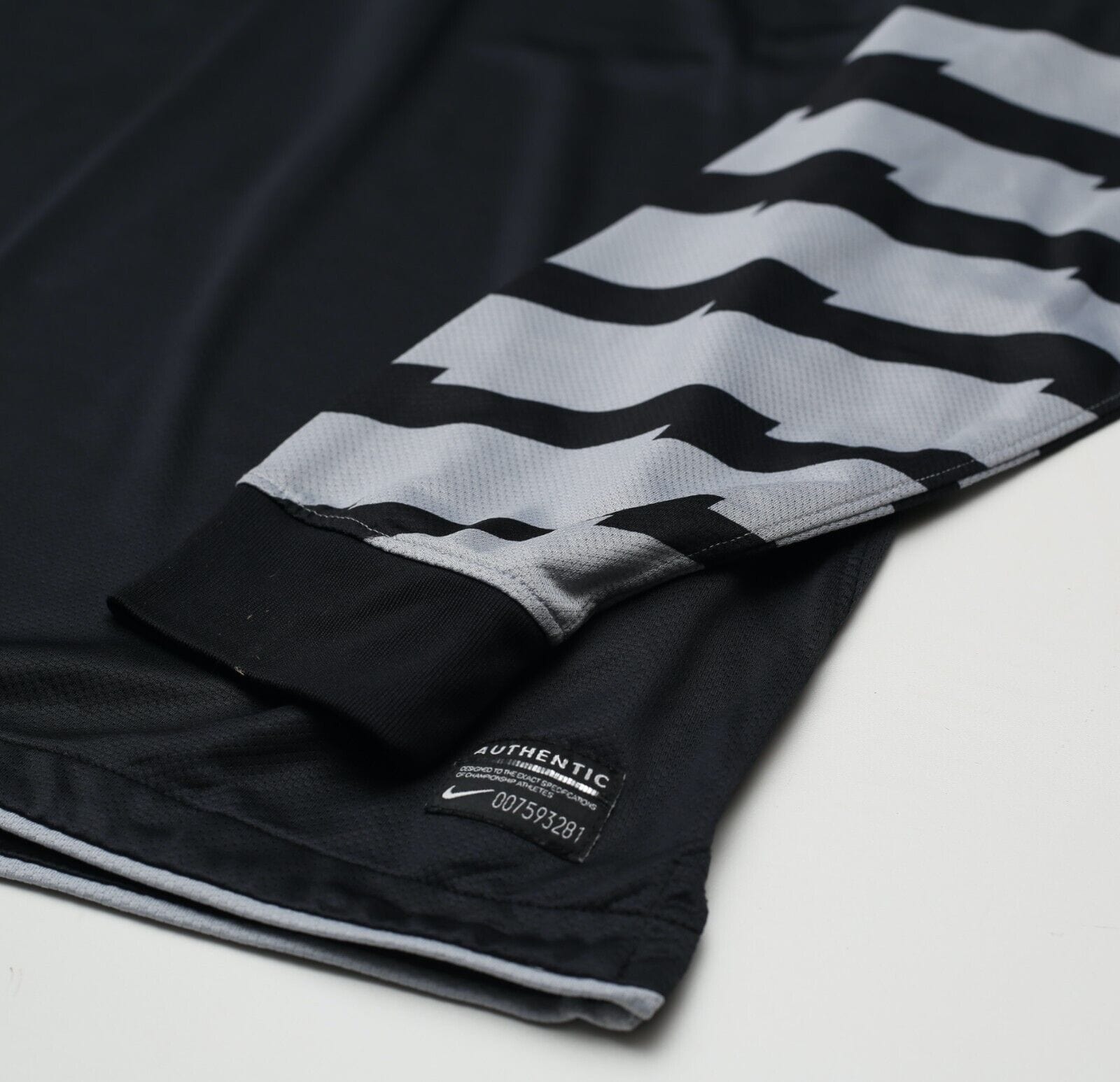 2010/11 CELTIC Vintage Nike Goalkeeper Football Shirt Jersey (M) GK