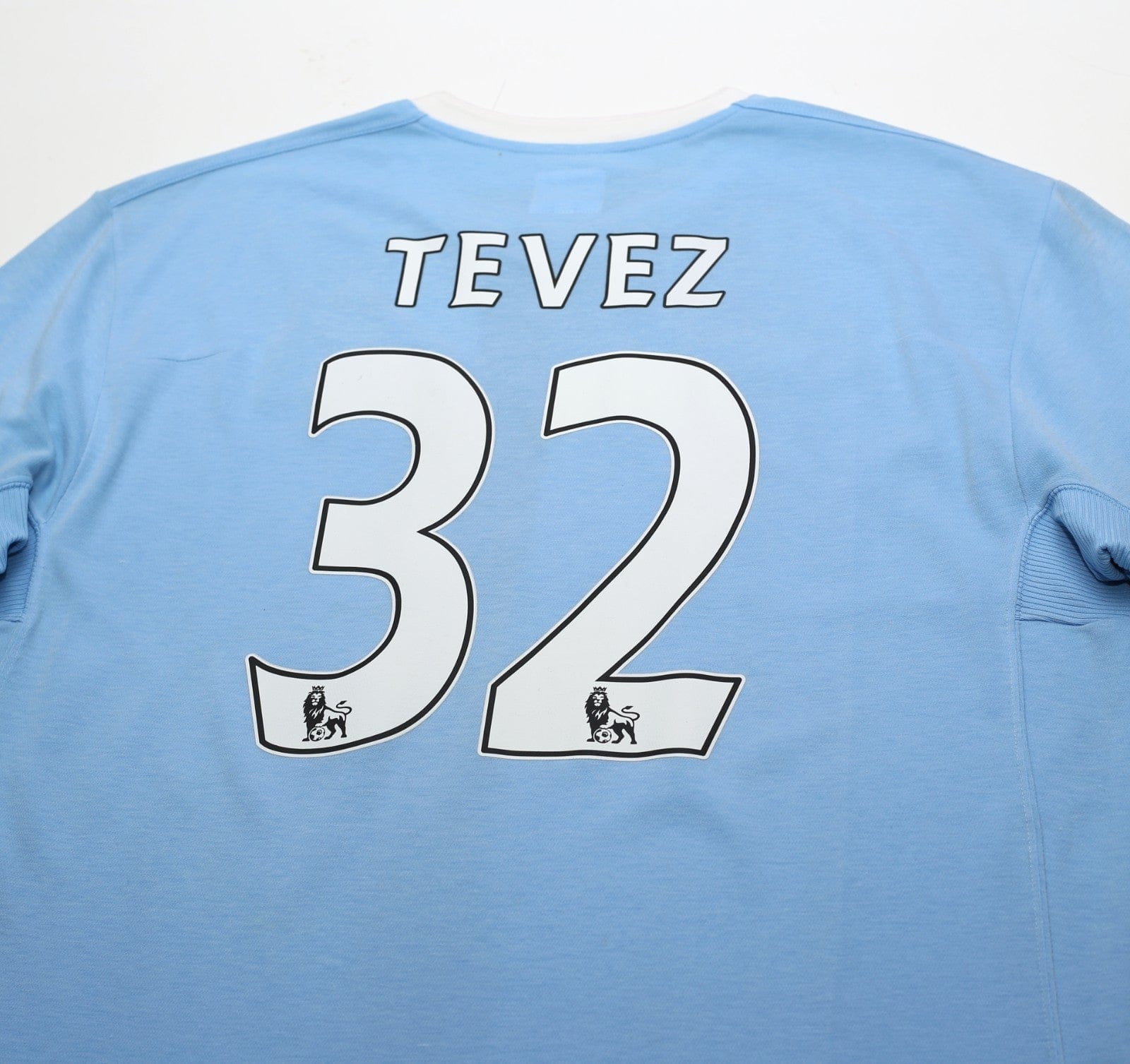 2010/11 TEVEZ #32 Manchester City Vintage Umbro Home Football Shirt (L) 44