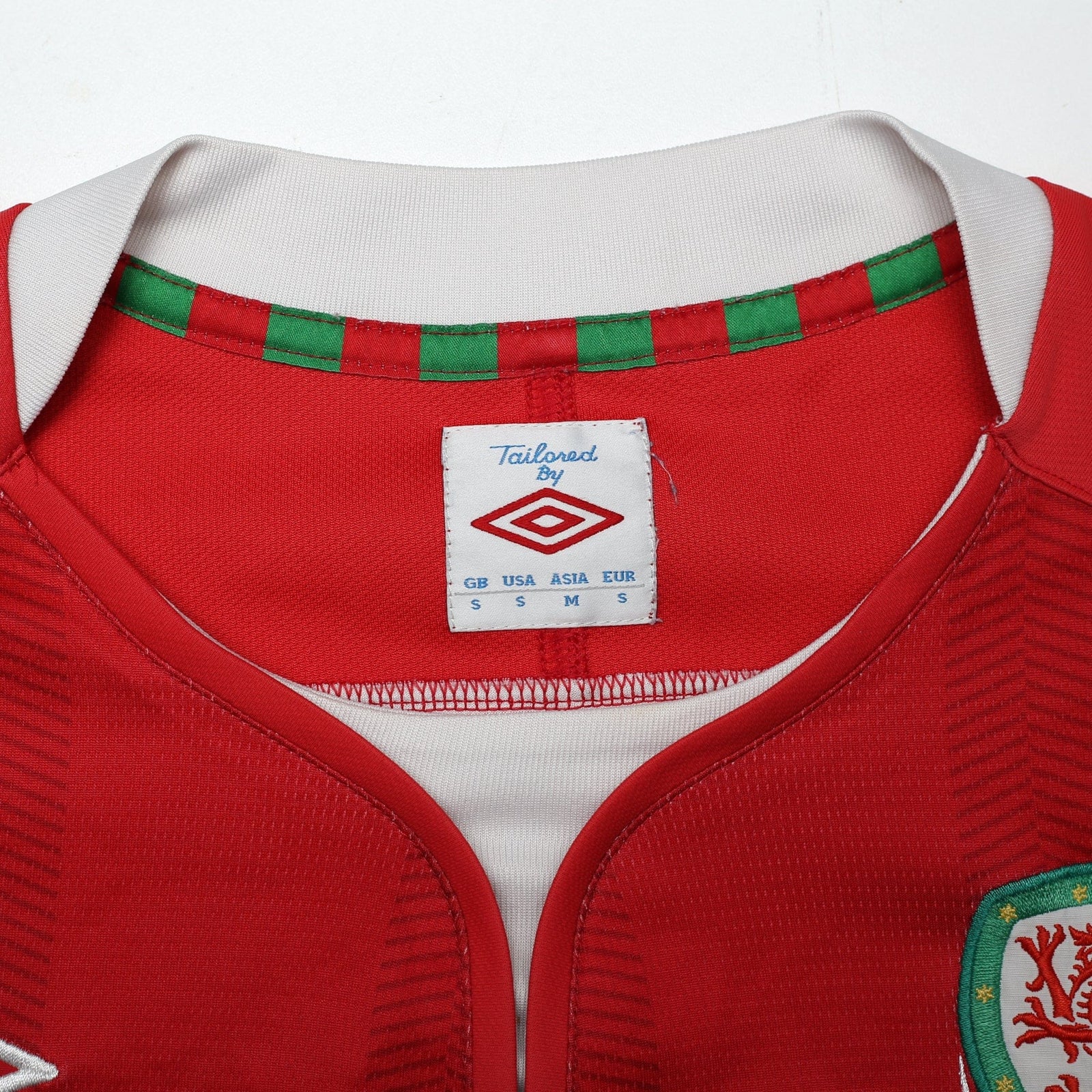 2011/12 Bale #11 Wales Vintage Umbro Home Football Shirt (S)