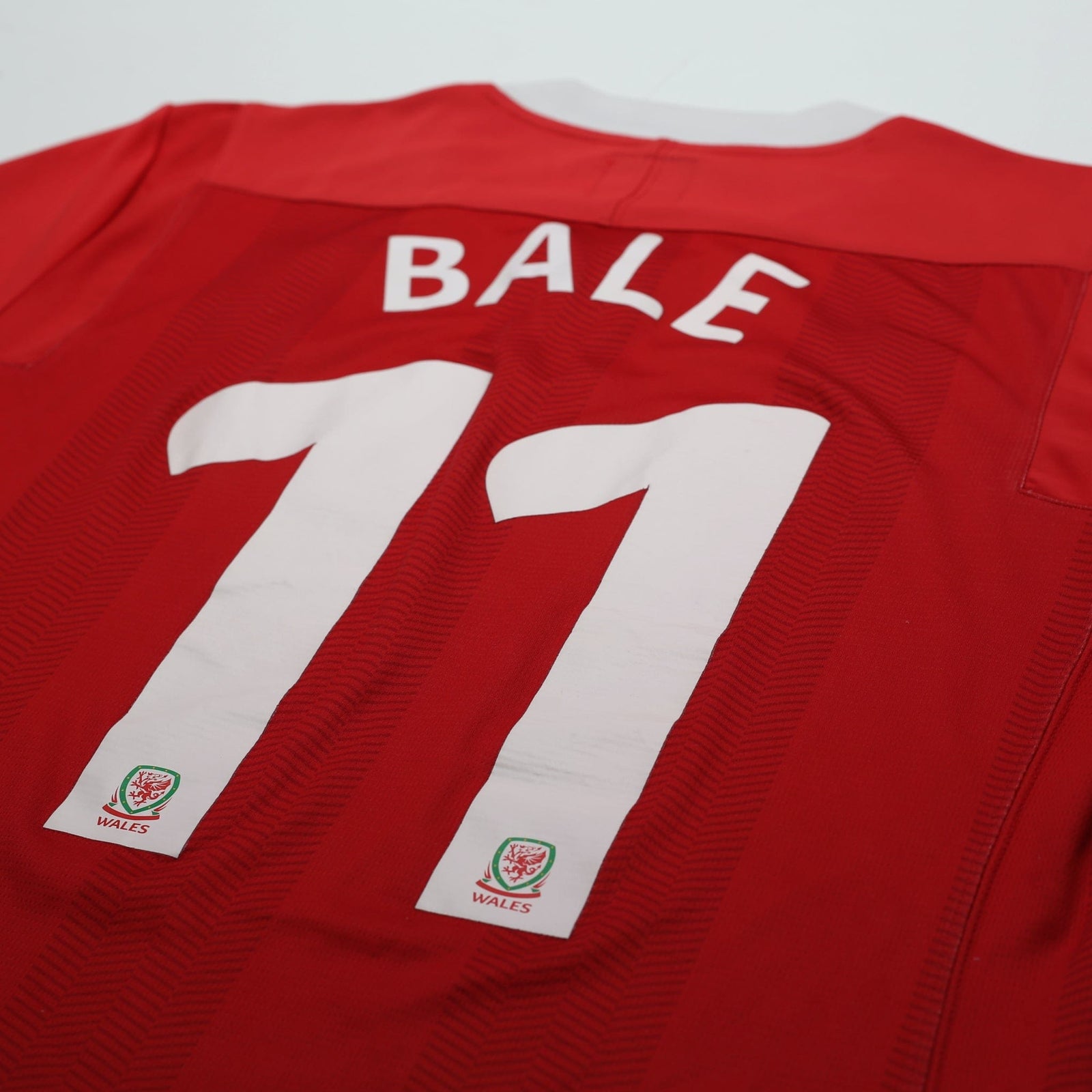 2011/12 Bale #11 Wales Vintage Umbro Home Football Shirt (S)